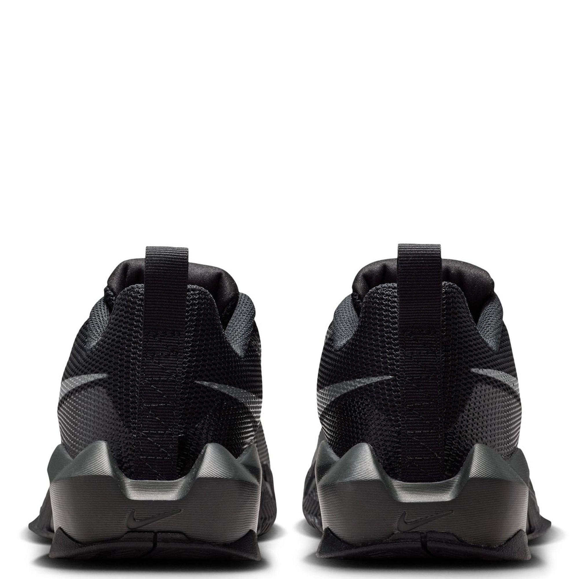 NIKE Grade-School S.T. Dynamite IH2308 002 - Shiekh display picture 1