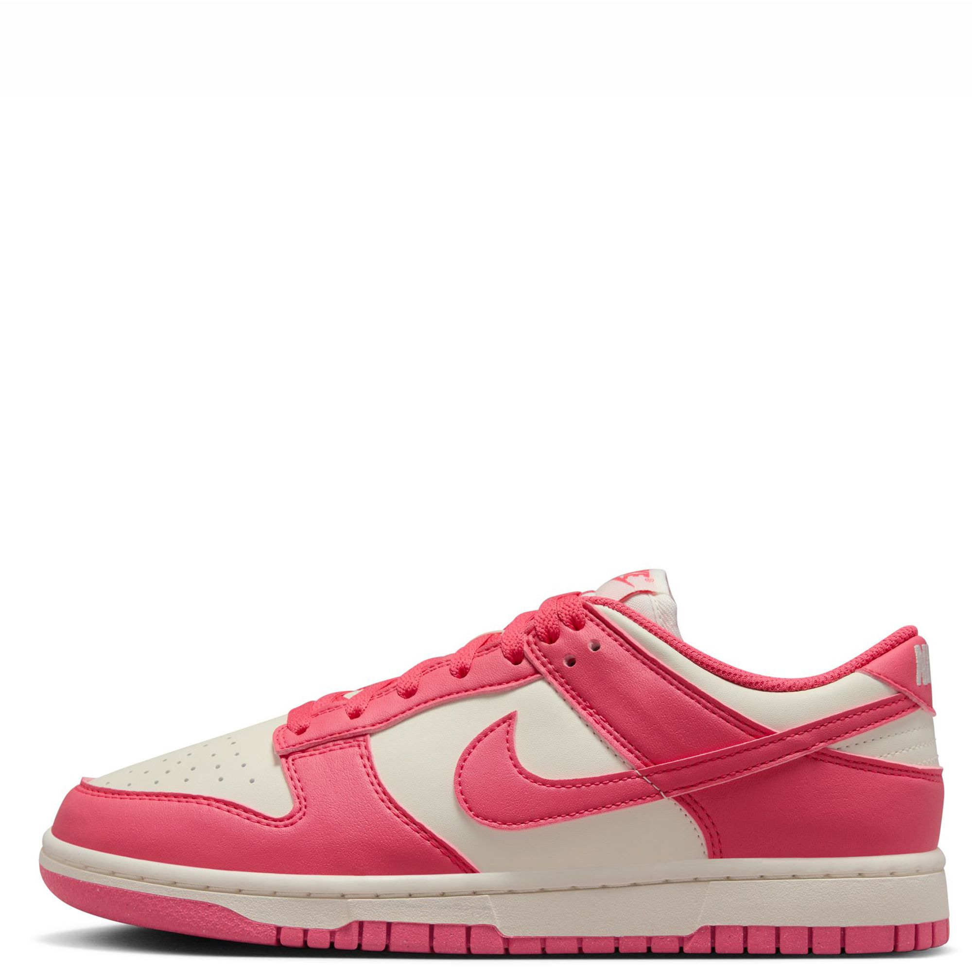 Nike Dunk Low selling Triple Pink size38