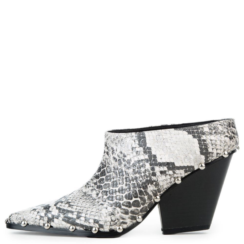 Cape robbin snakeskin clearance boots