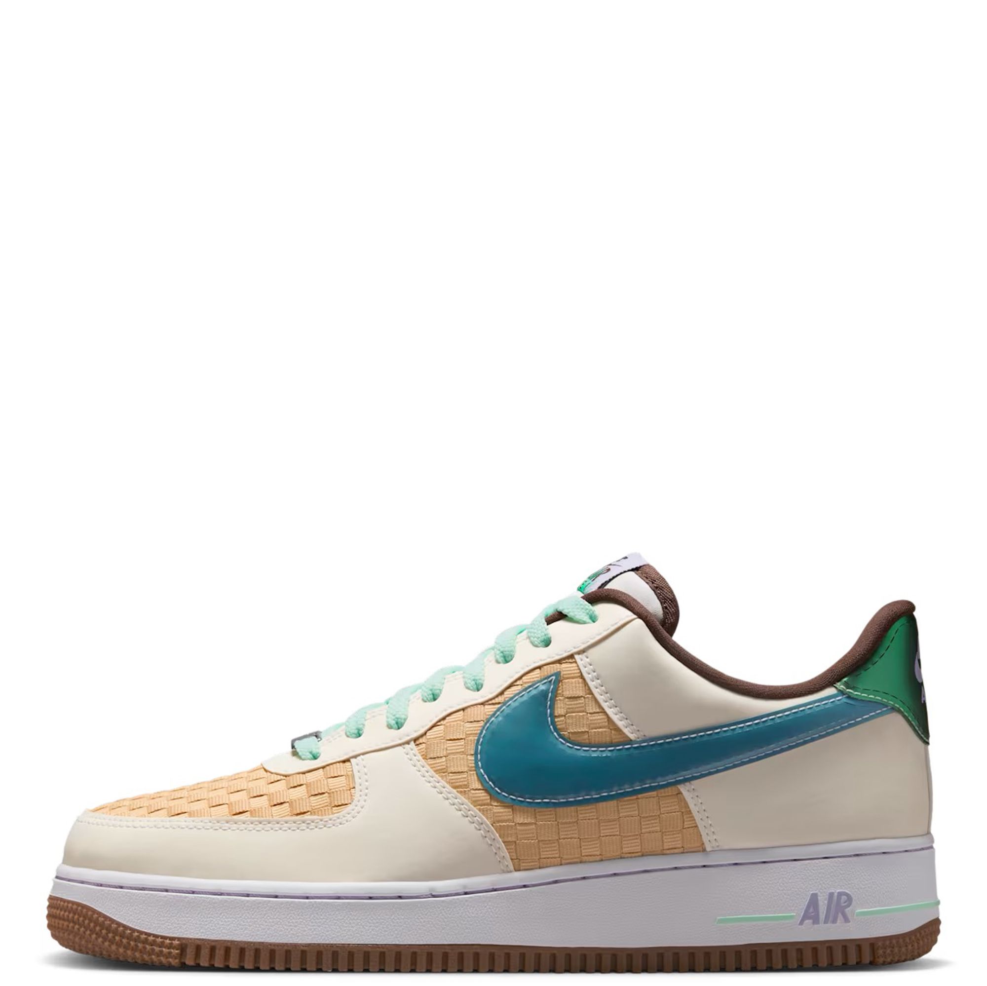 ★NIKE★ NIKE AIR FORCE 1 RETRO QS IB5722-100 NIKE Air Force 1 Retro IB5722 100 - Shiekh