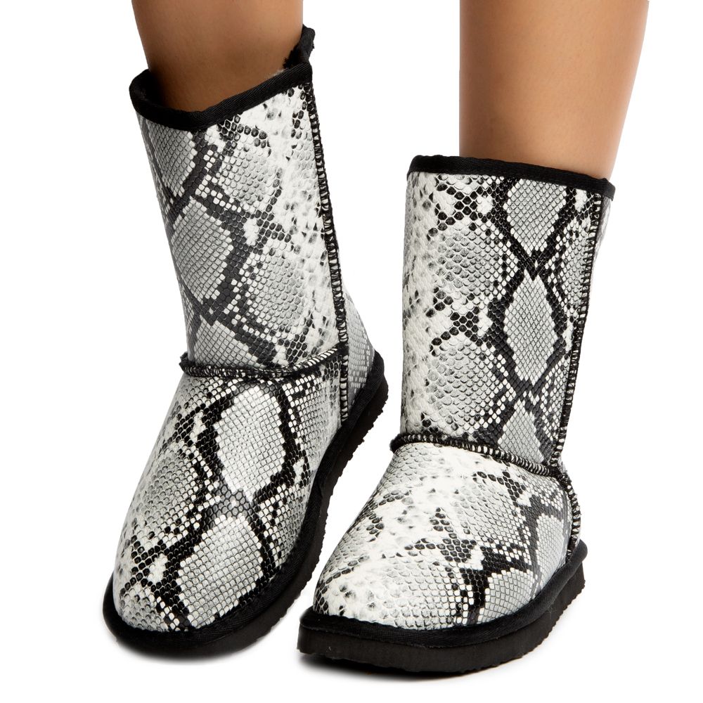 lizzah bootie