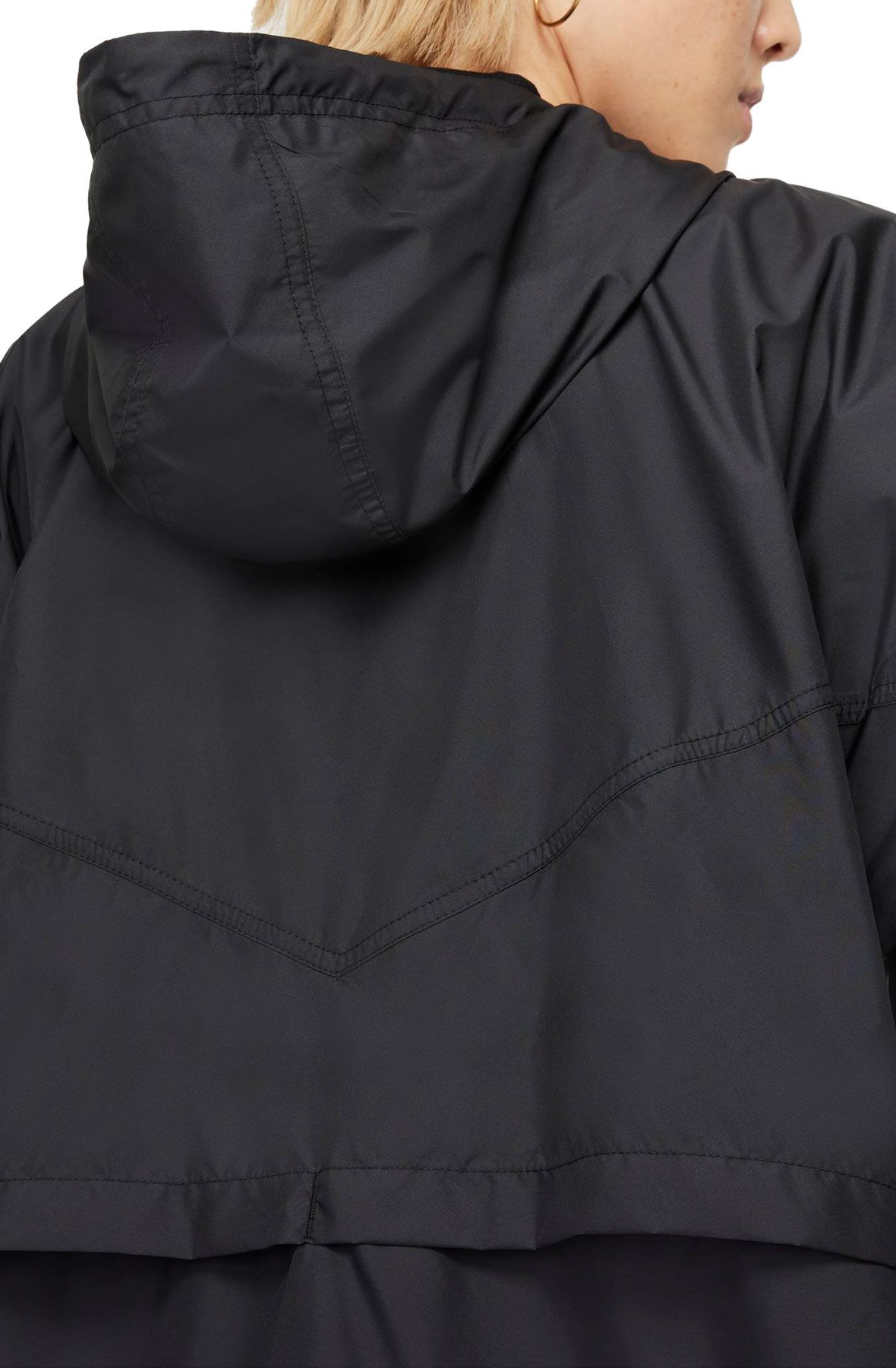 Nike Sportswear Repel Essentials Black/Black/White DQ3352-010 Women's Woven  Jacket : : Clothing, Shoes & Accessories