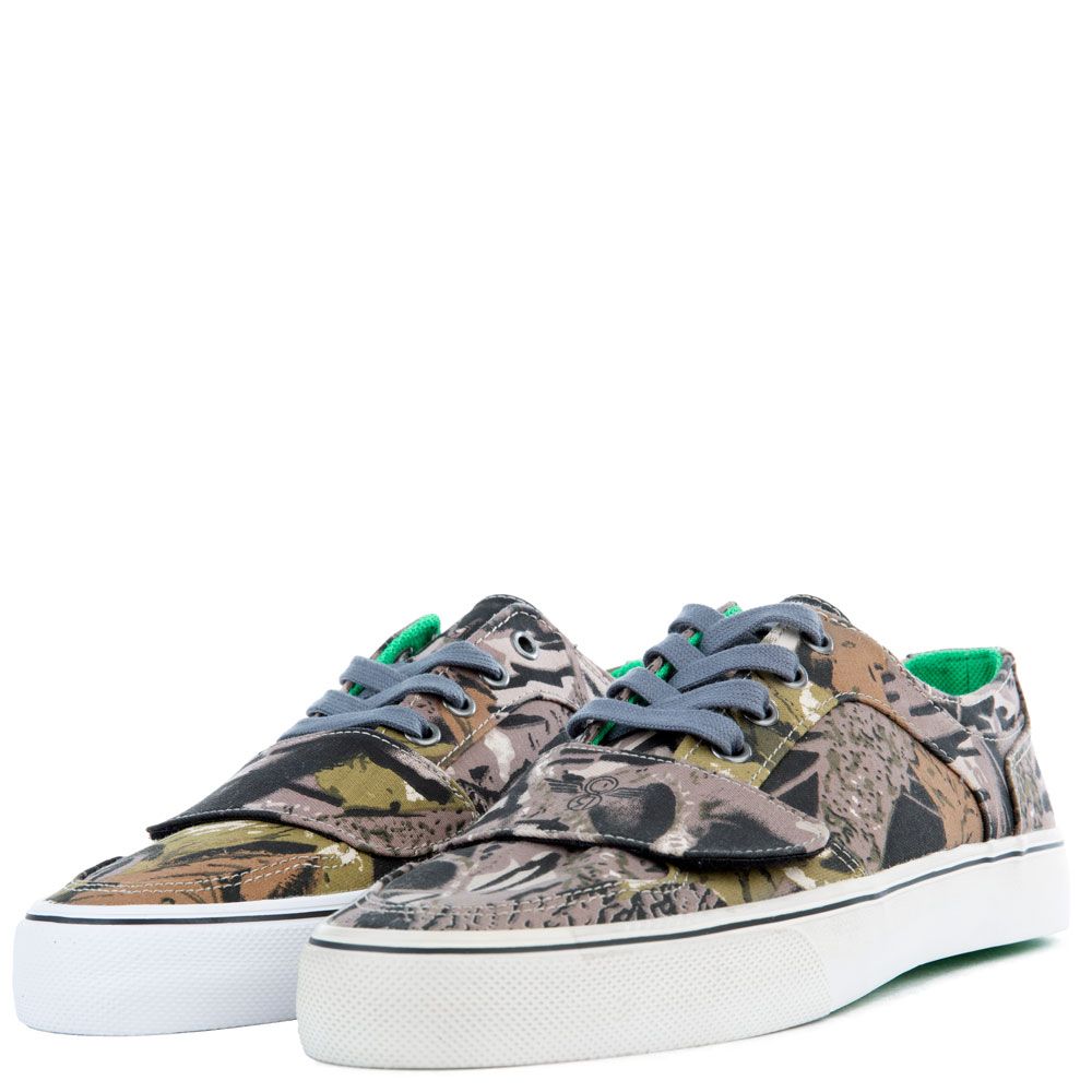 triple black adidas yeezy 700 waverunner