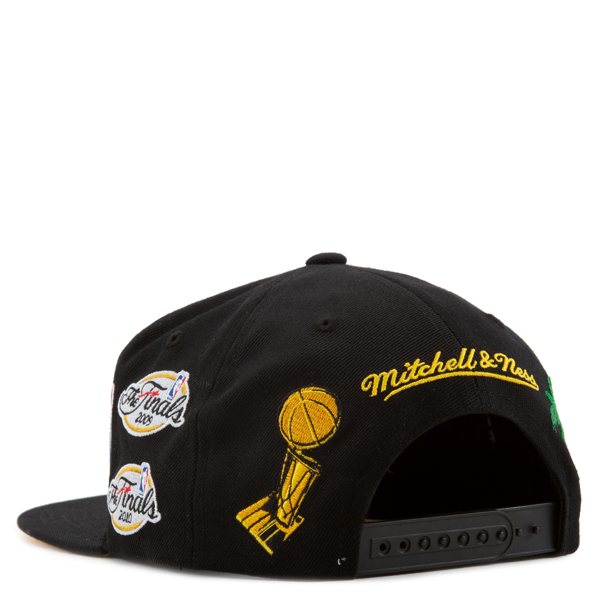 Mitchell & Ness NBA Los Angeles Lakers HWC 2000 Finals Patch Snapback –  NYCMode