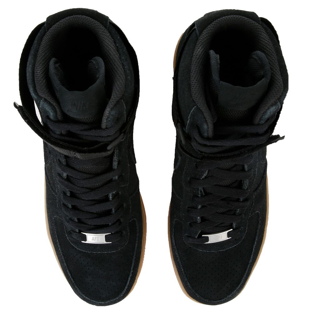 nike running shoes aesthetic