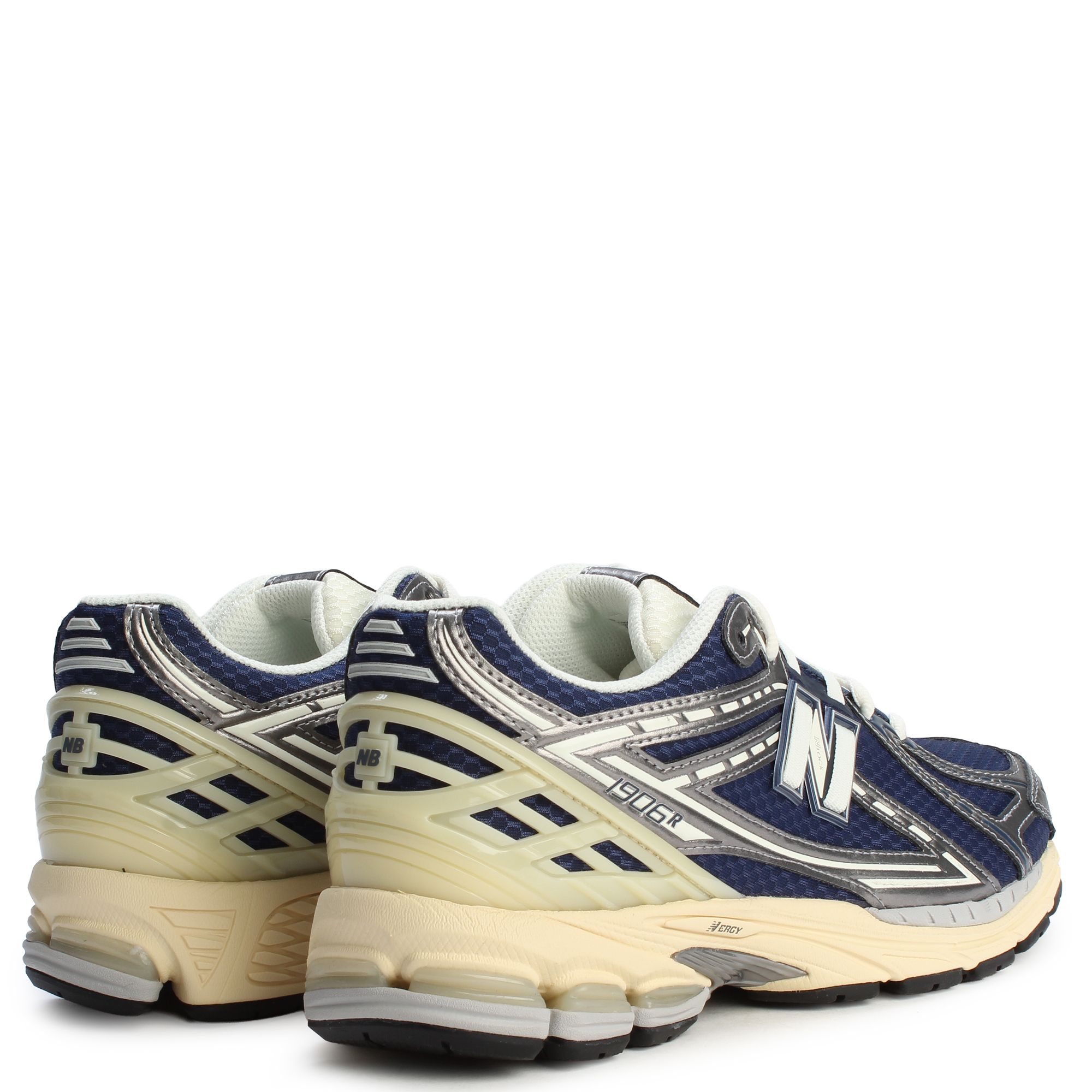 NEW BALANCE 1906R U1906RCK - Shiekh