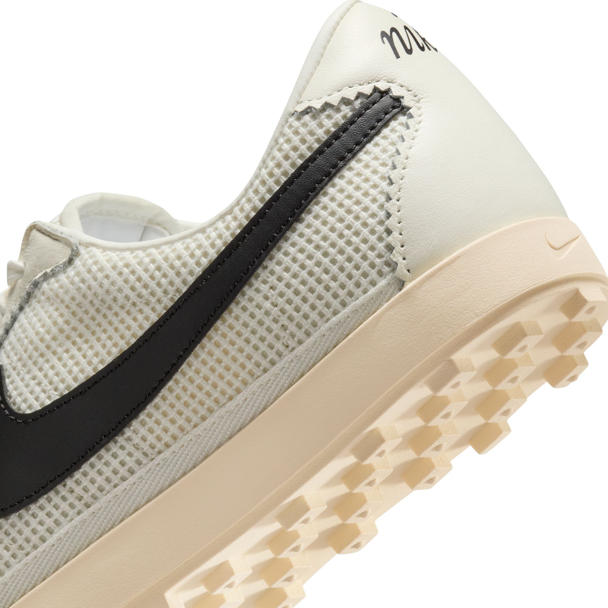 Nike ASTROGRABBER TEXTILE | Arden Fair
