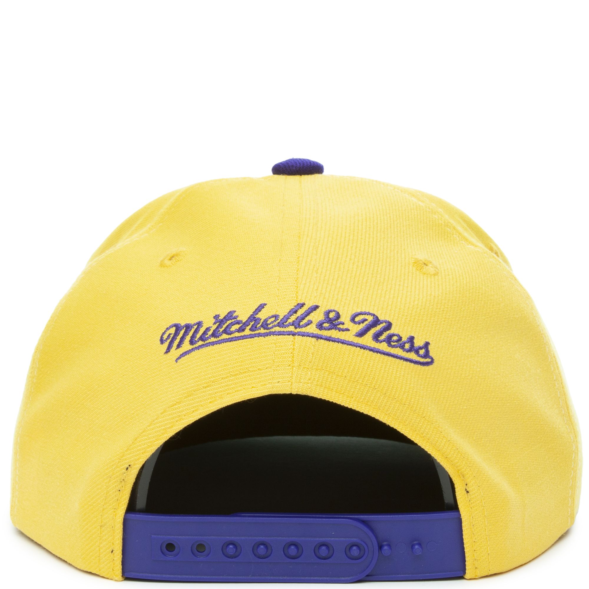 MITCHELL AND NESS Los Angeles Lakers Sharktooth Snapback Hat Yellow ...