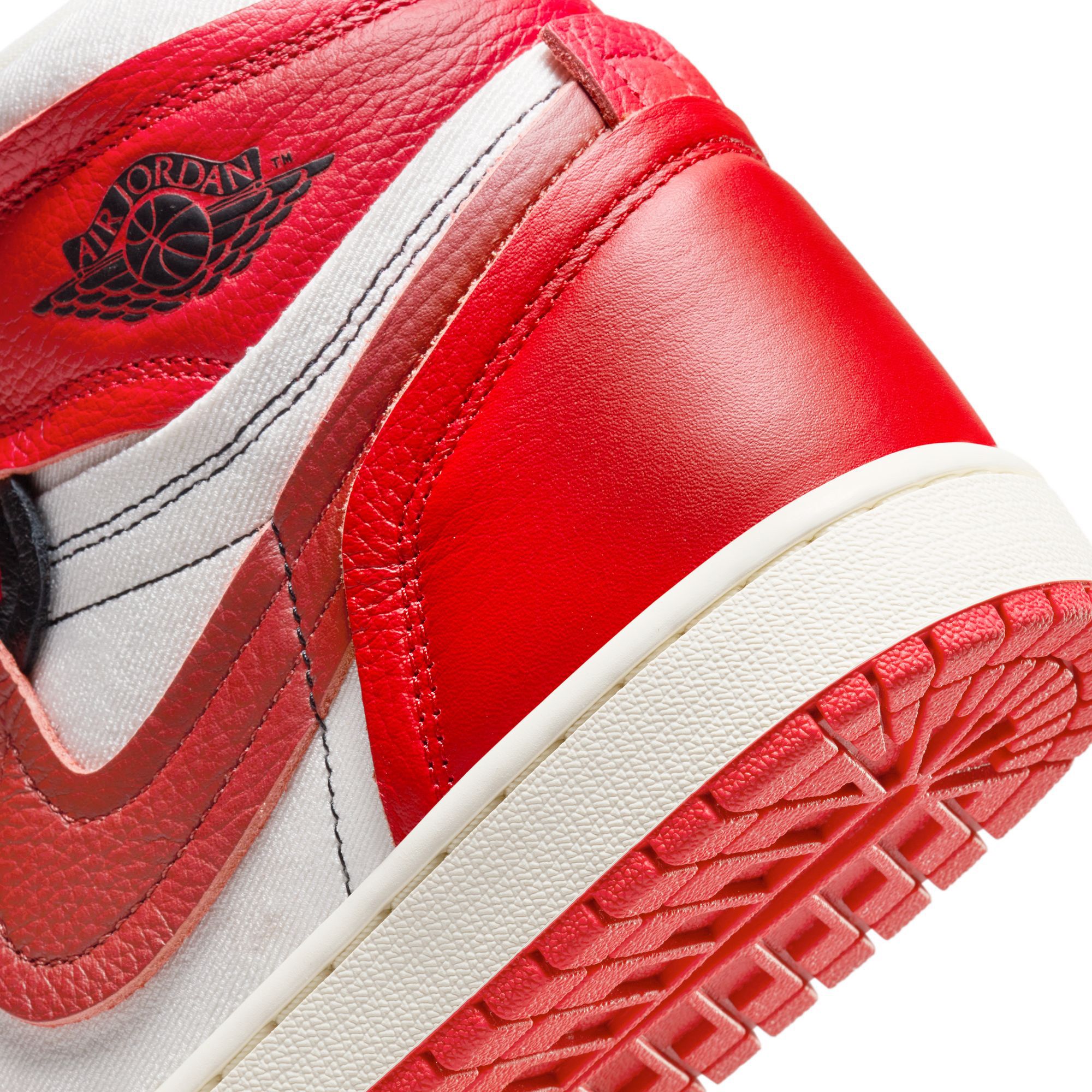 JORDAN Women's Air 1 High FB9891 600 - Shiekh