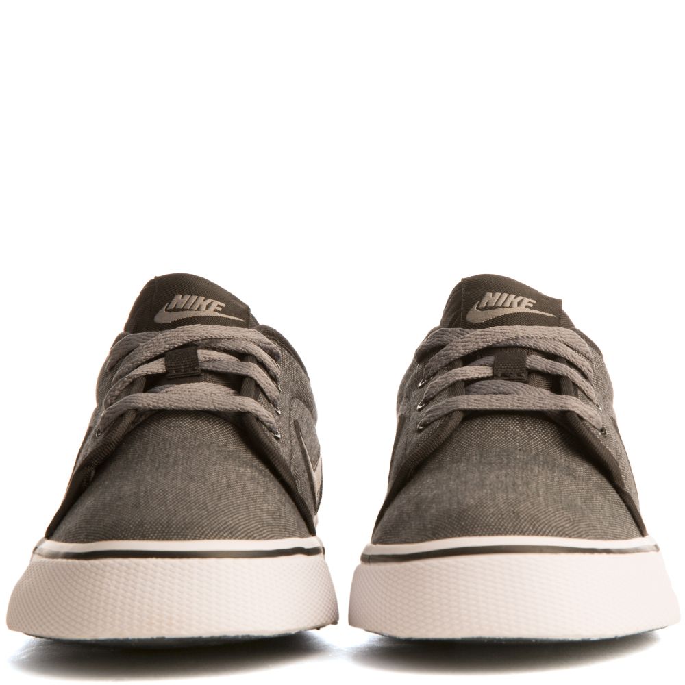 nike toki low cool grey