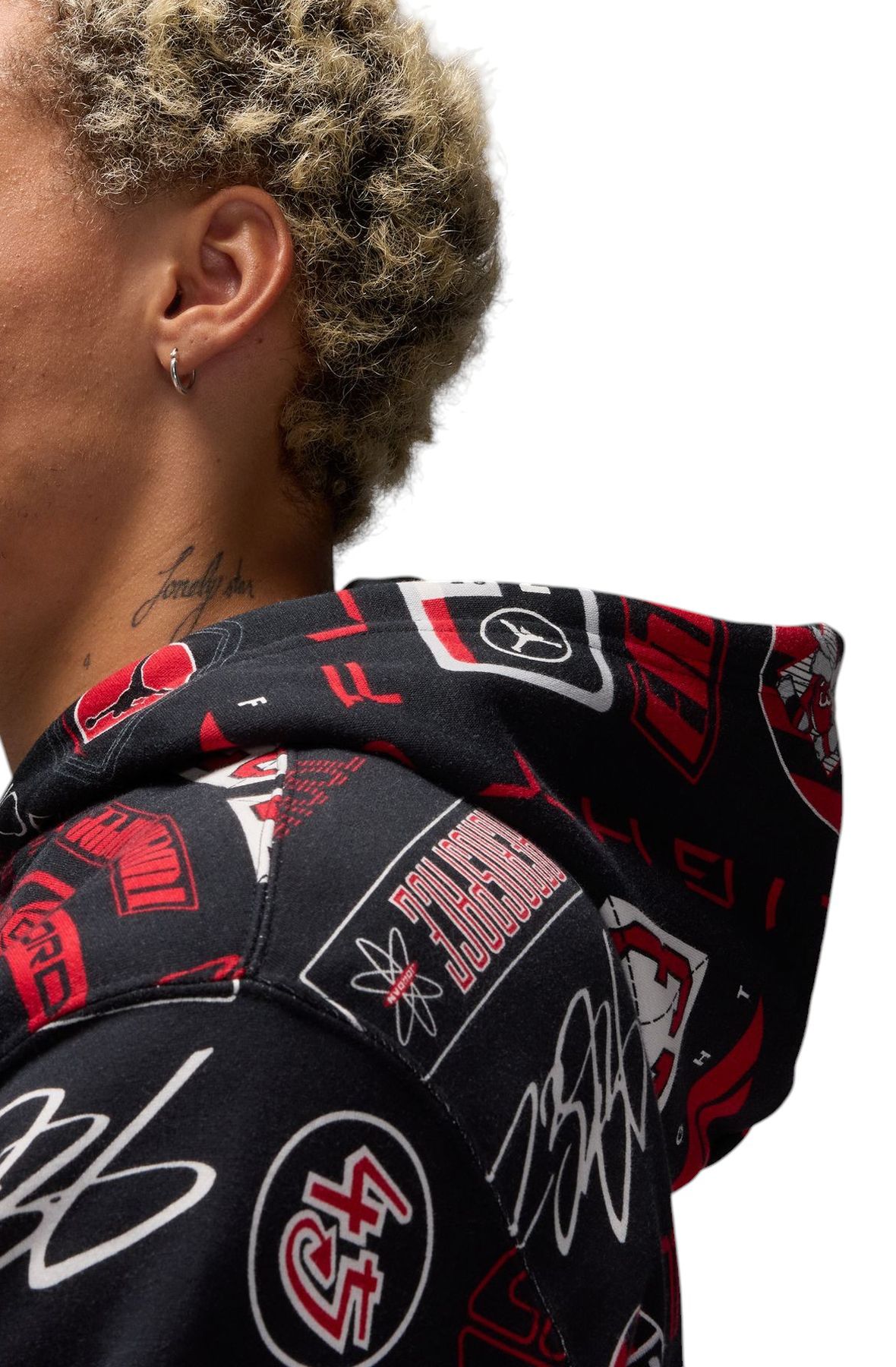 JORDAN Essentials Printed Fleece Pullover Hoodie HM7254 010 - Shiekh