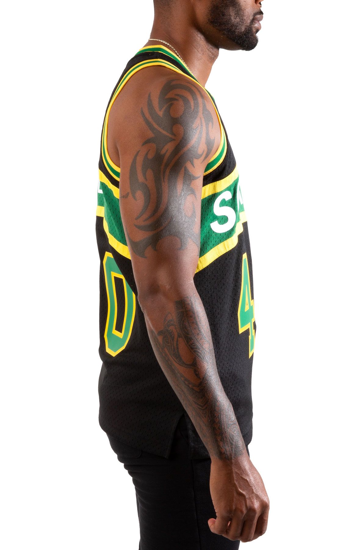 MITCHELL AND NESS Shawn Kemp Seattle Supersonics Swingman Jersey