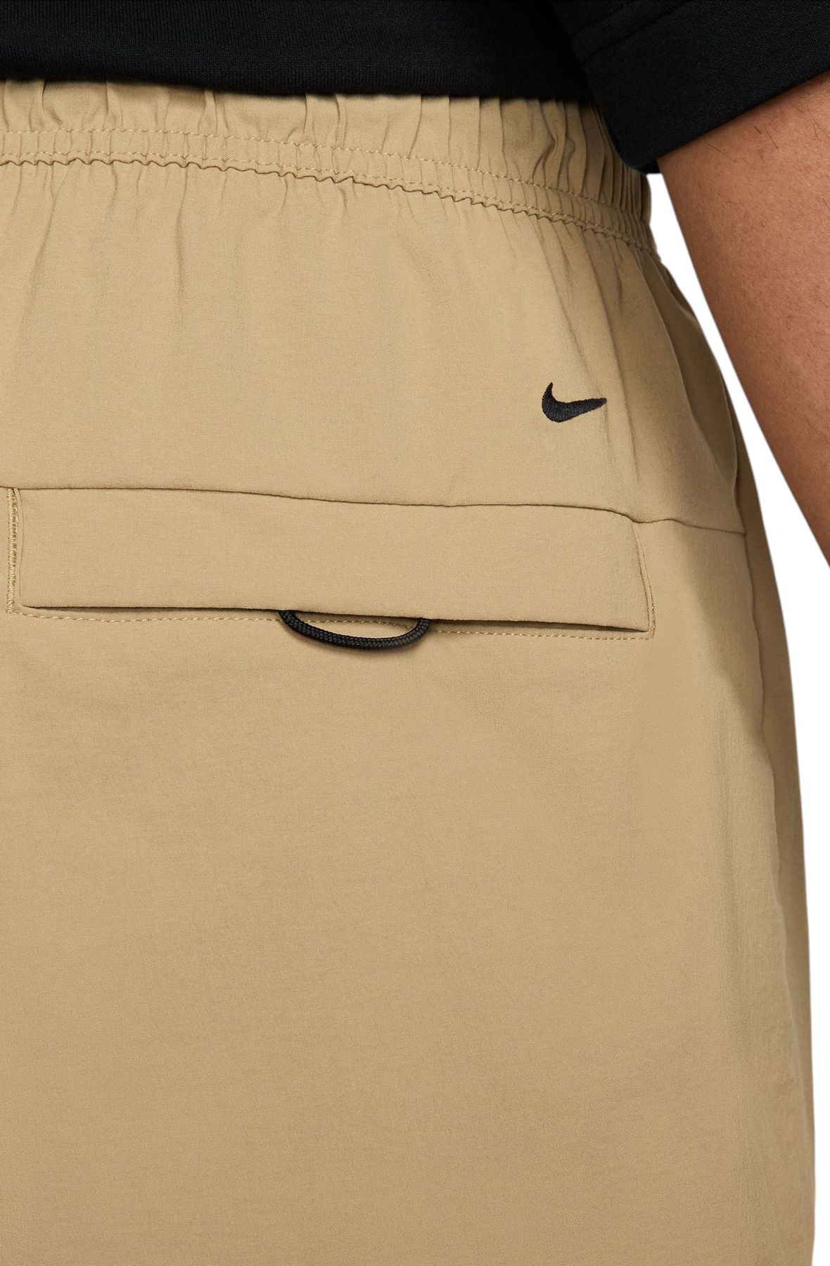 nike heritage essentials washed woven shorts in dusty khaki