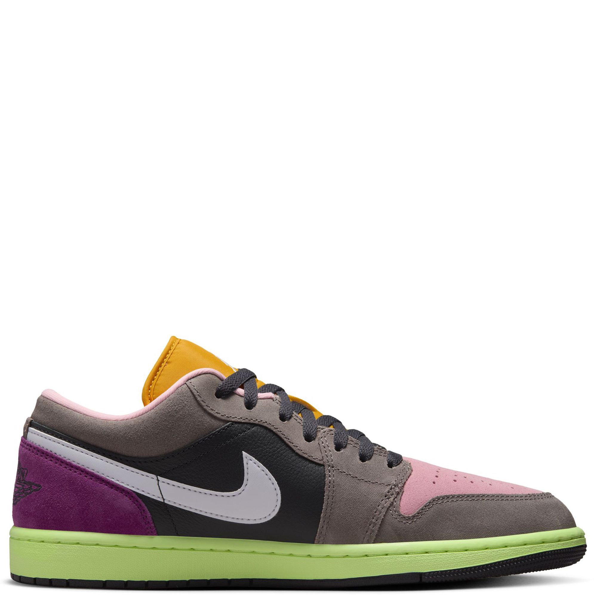 SALE ‼️AIR JORDAN 1 LOW SE 27cm 本日配送 $_57.JPG?set_id=8800005007