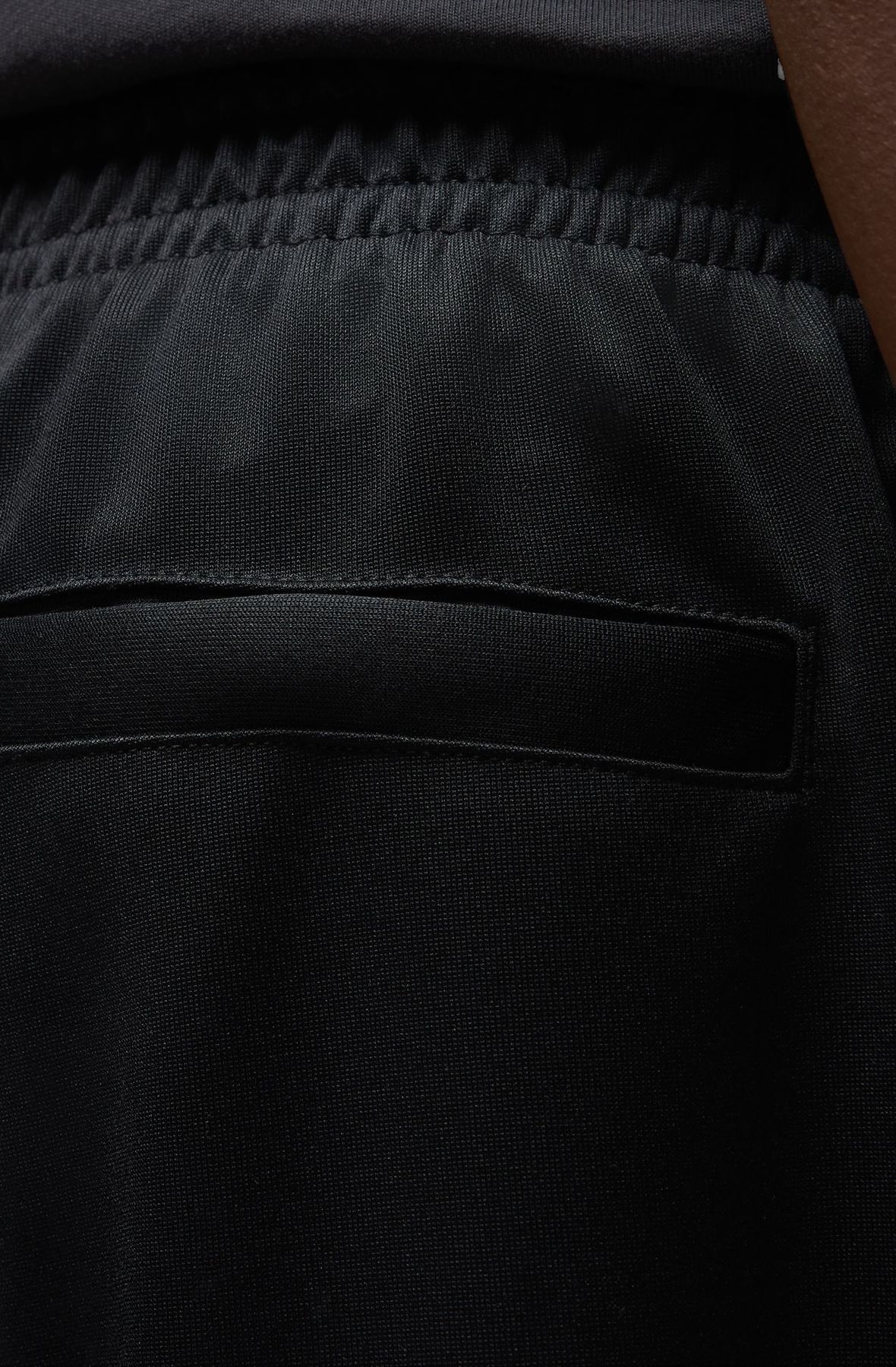 JORDAN Essentials Tracksuit Pants HF9341 010 - Shiekh
