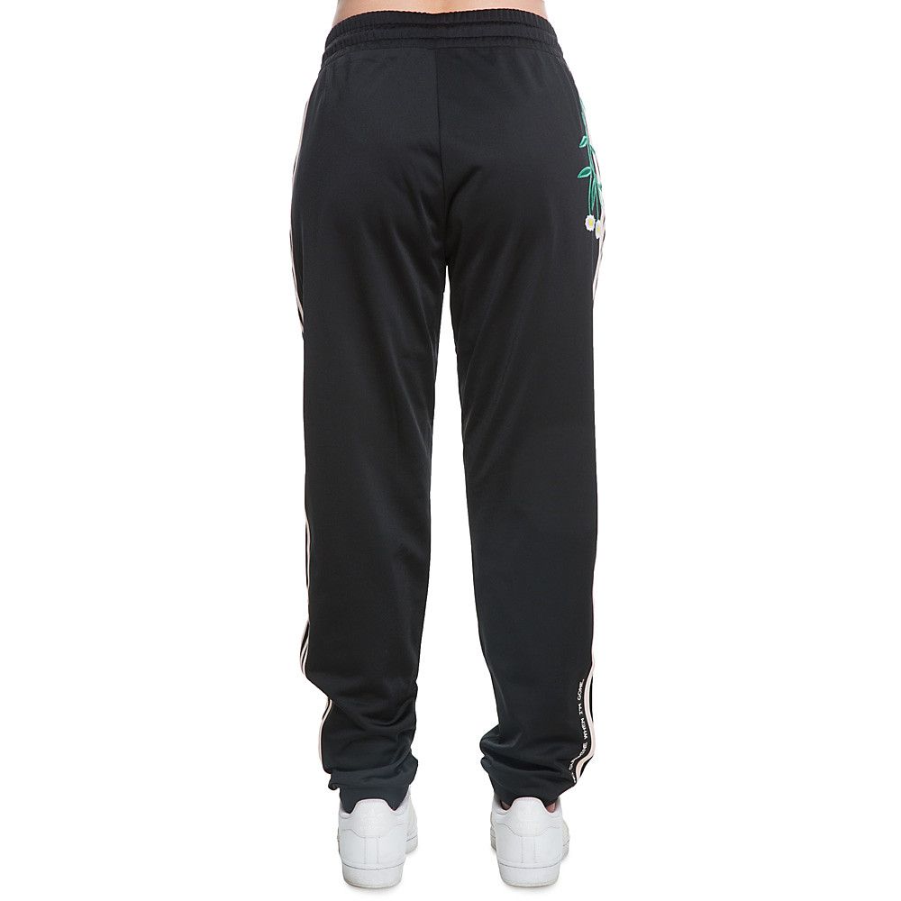 black track pants women