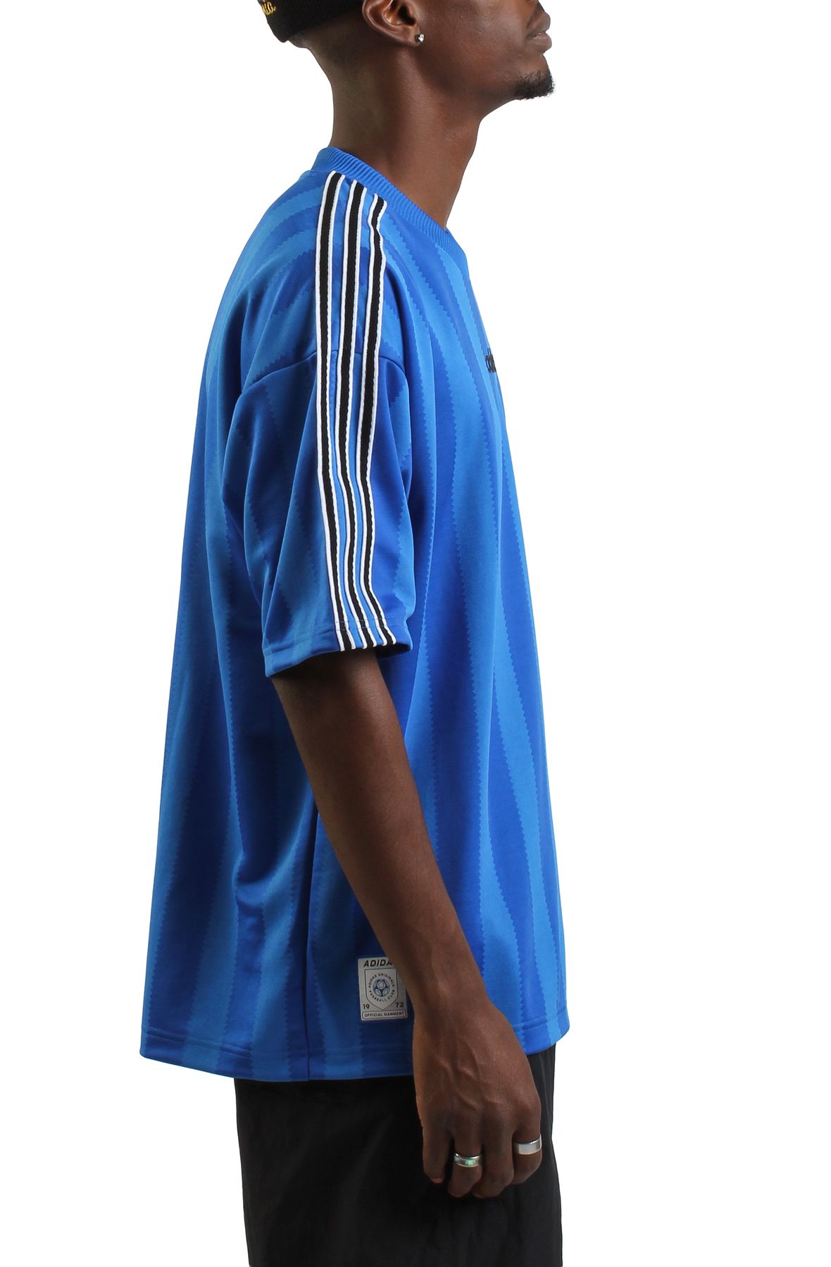 ☆Adidas☆Originals OVERSIZED SHORT SLEEVE JERSEY Blue adidas Originals jacquard jersey in blue | ASOS