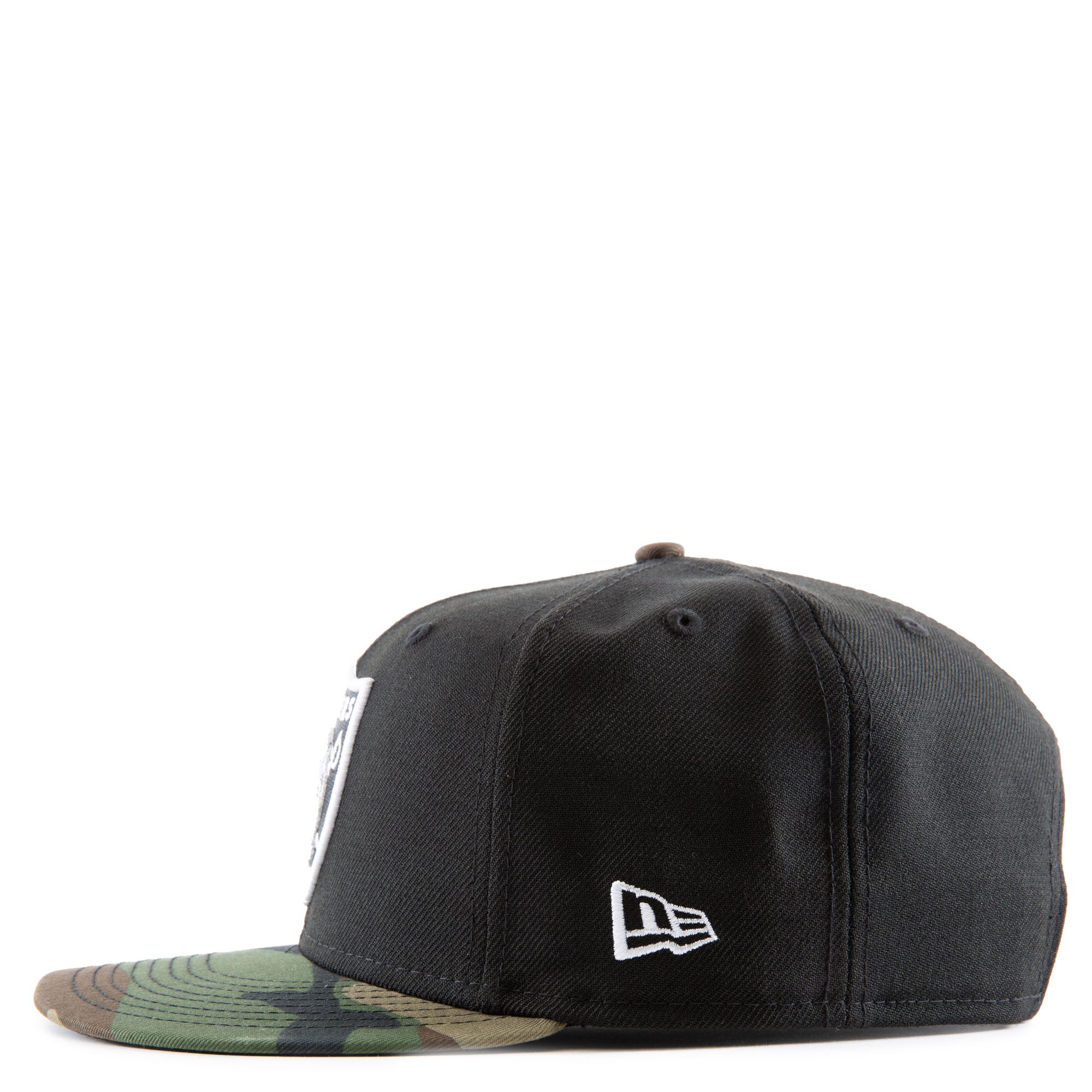 Buy the Raiders 3930 Black Camouflage Cap - Brooklyn FIzz