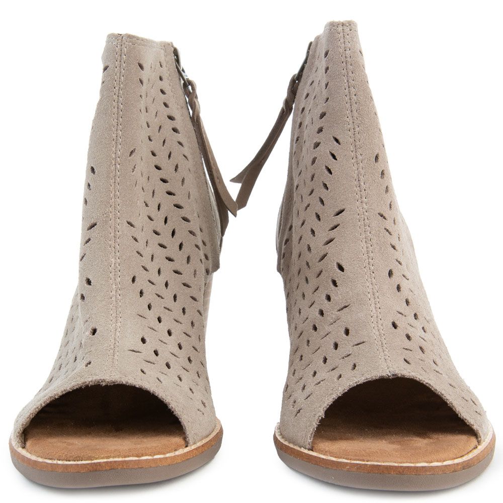 TOMS Majorca Peep Toe in Desert Suede/Perforated Leaf 10010014 - Shiekh