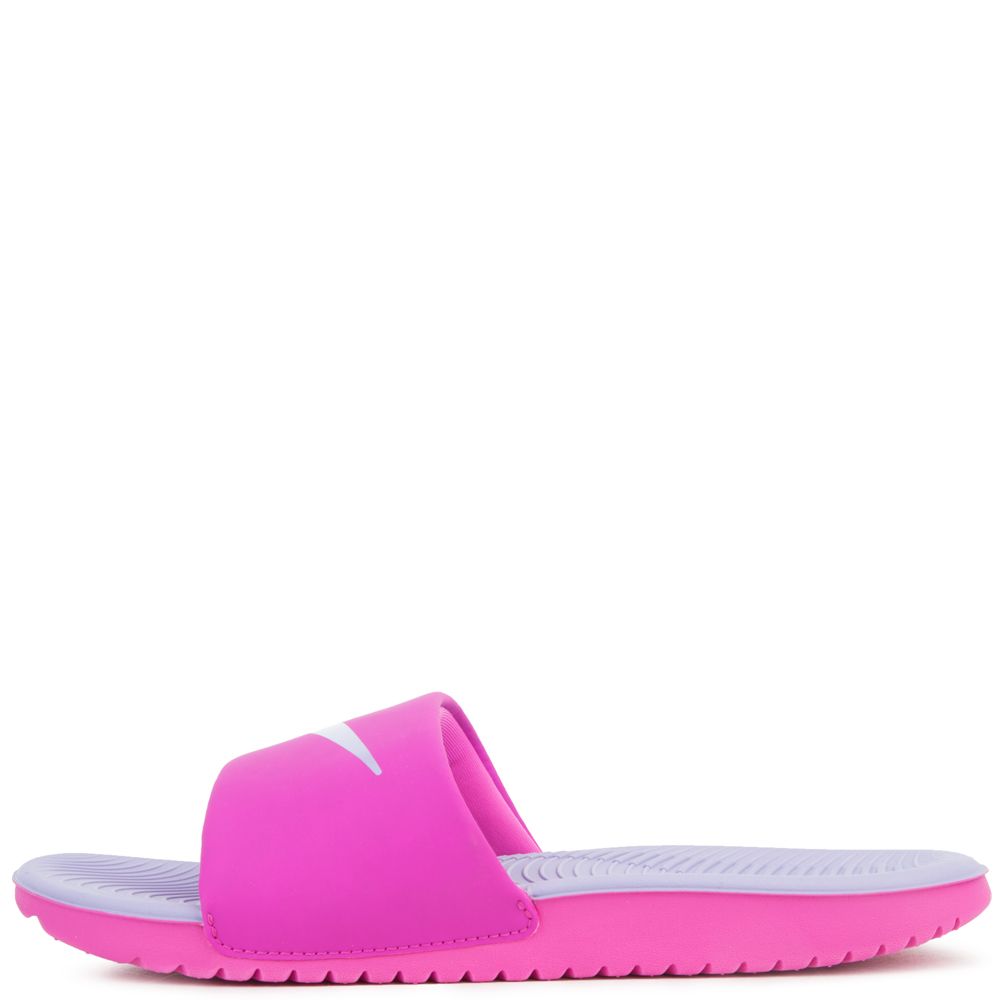 Yeezy Slides Summer Beach Sandal PVC Kids Slide Slippers Yeezy Shoe - China  Slipper and Slippers price