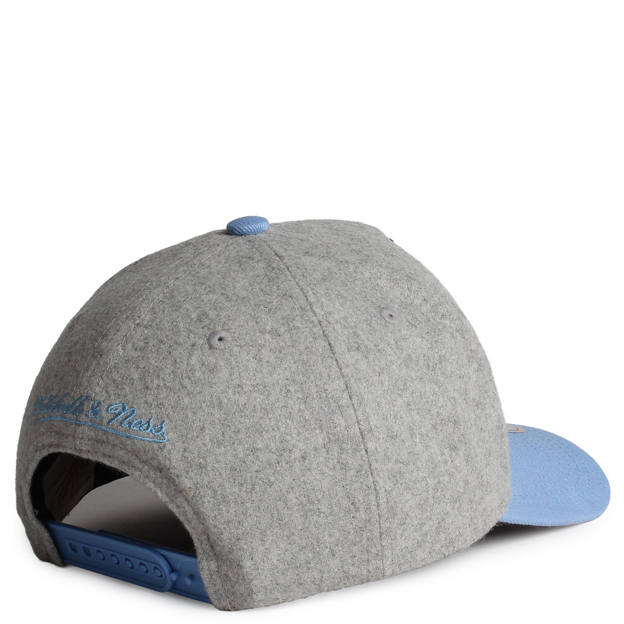 MITCHELL AND NESS NCAA North Carolina Tar Heels Vintage Tailsweep