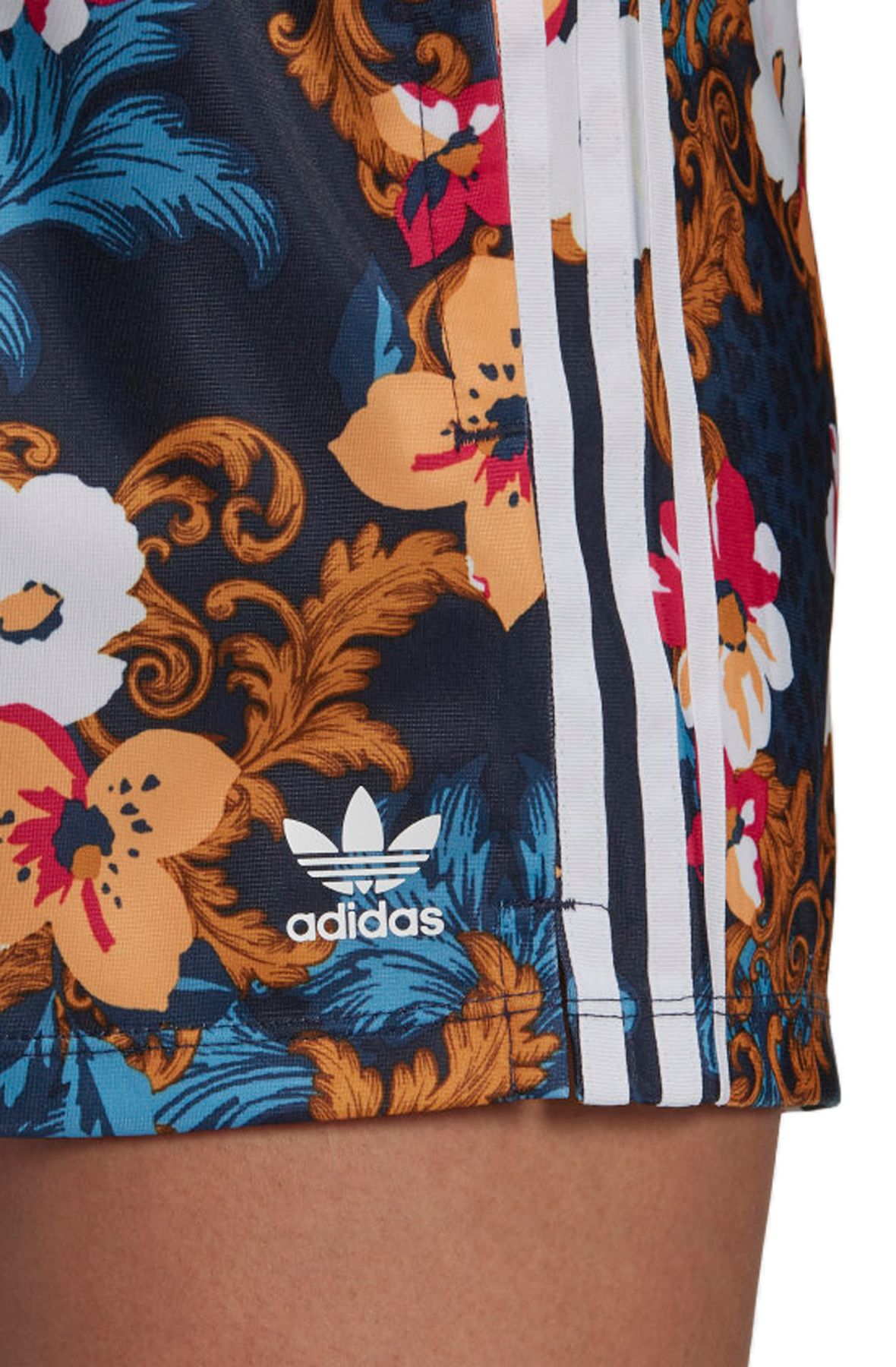 ADIDAS HER Studio London Shorts GN8118 - Shiekh