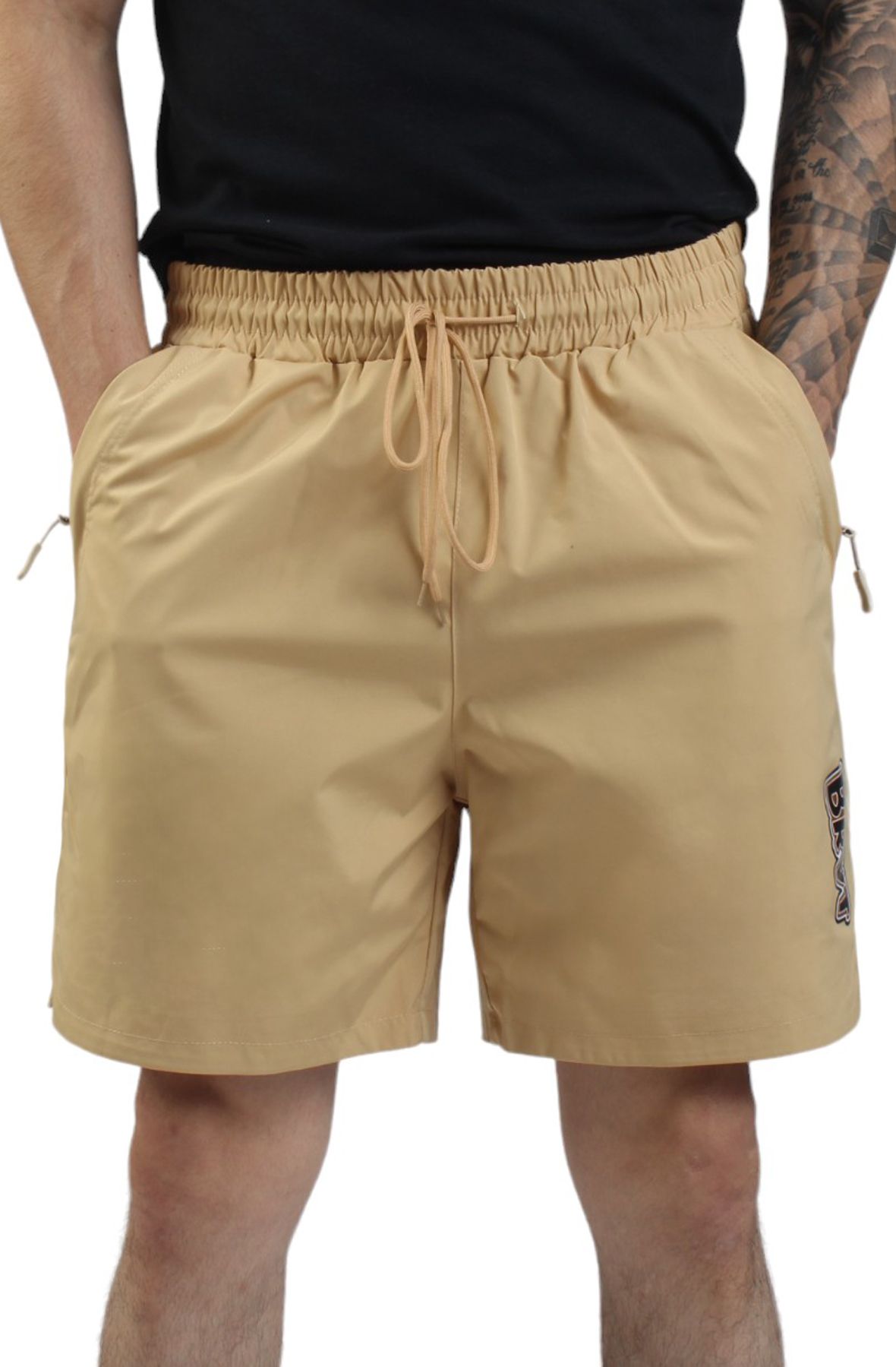 HUDSON Vert Logo Short 423-CRM - Shiekh