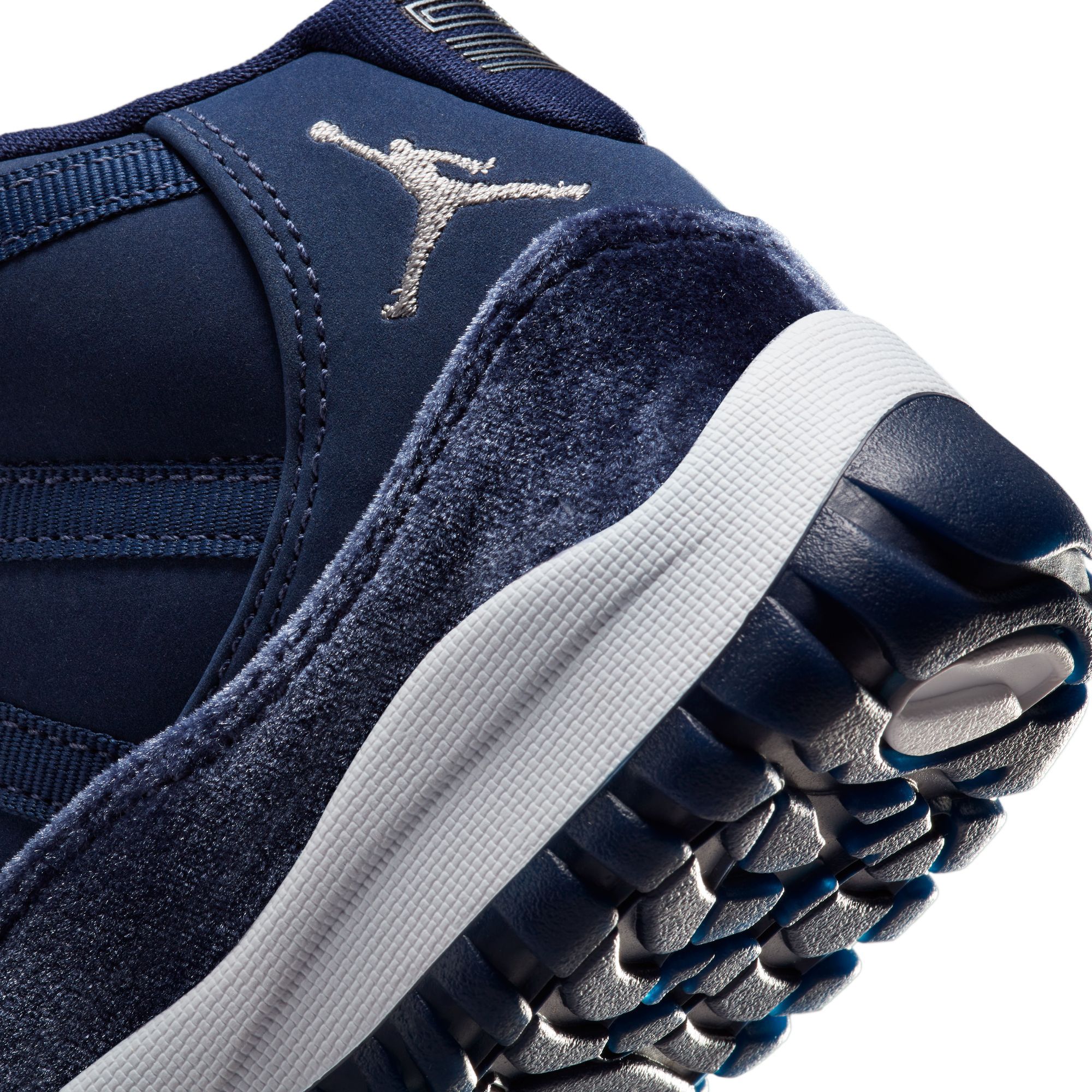 jordan 11 retro metallic silver