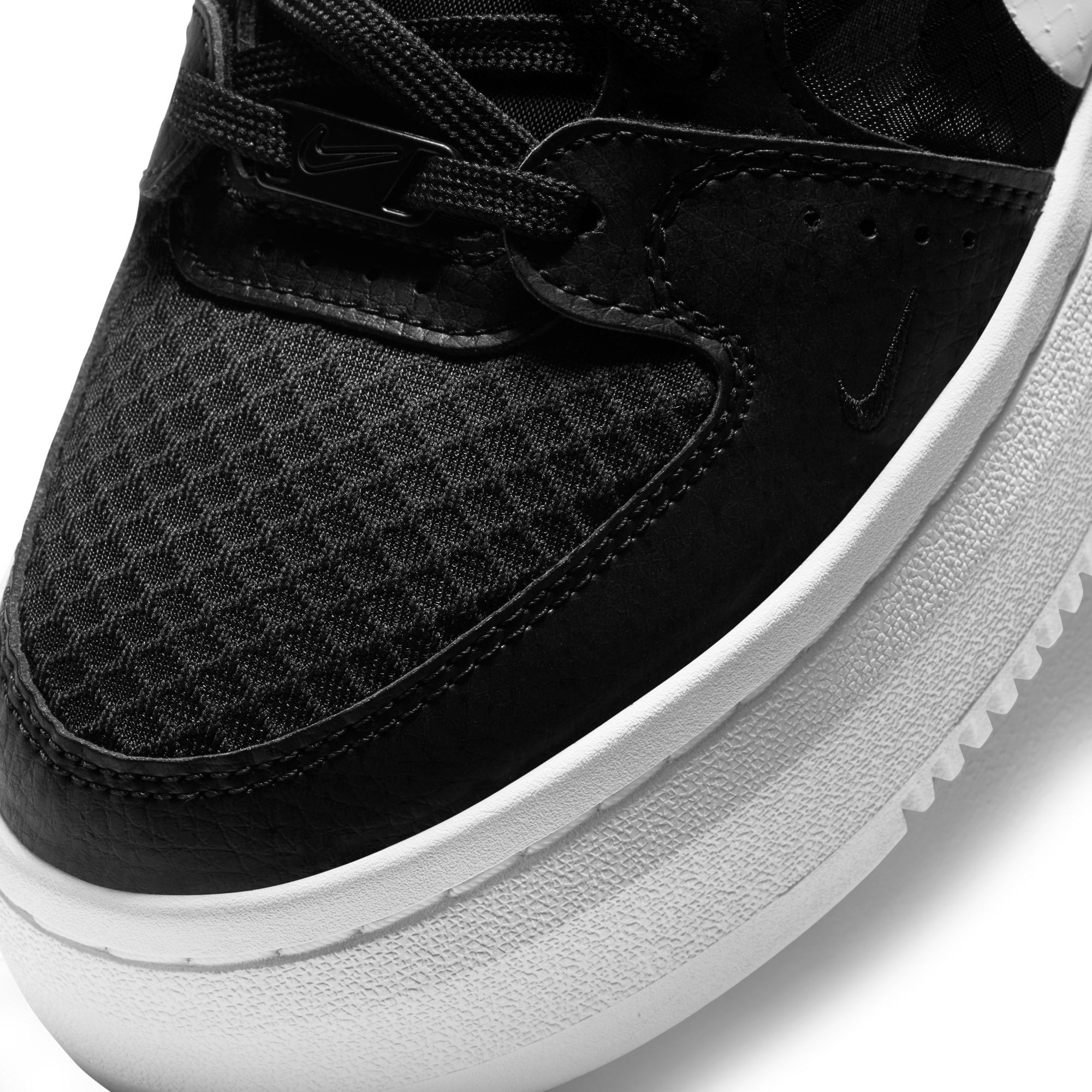 nike women's court vision alta black white