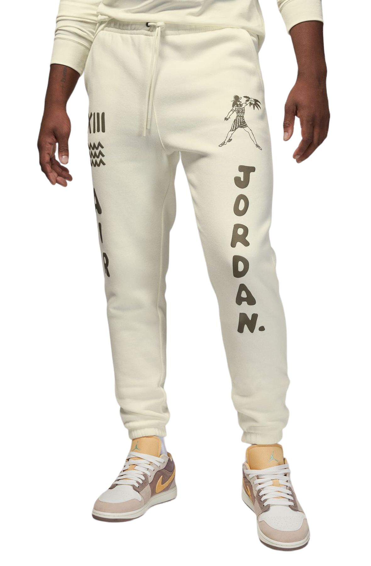 joggers pants with jordans
