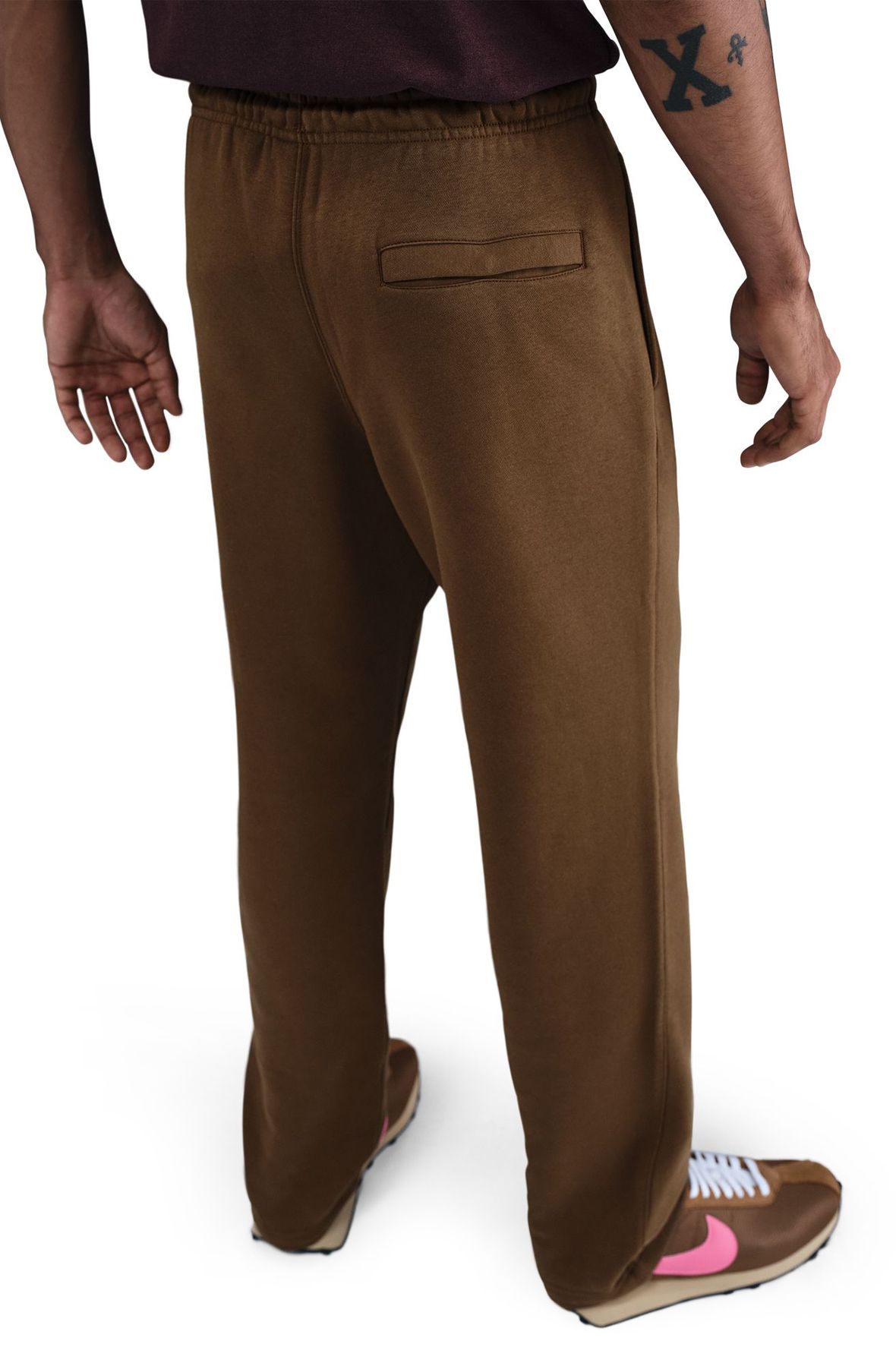 NIKE Club Open-Hem Fleece Pants FN3730 235 - Shiekh