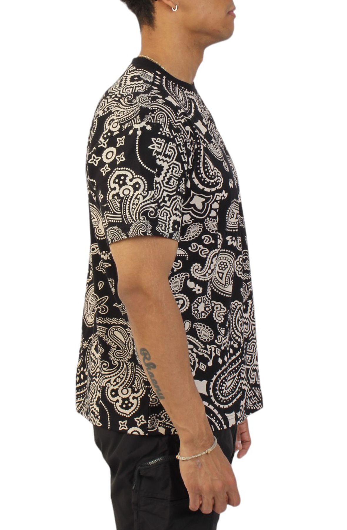 FBRK Paisley T-Shirt 941-123BLK - Shiekh