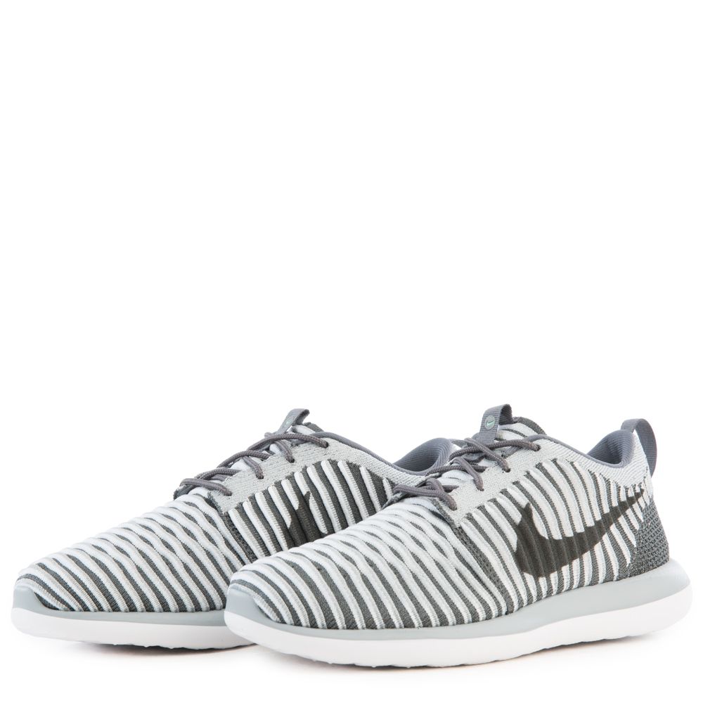 gray and white roshes