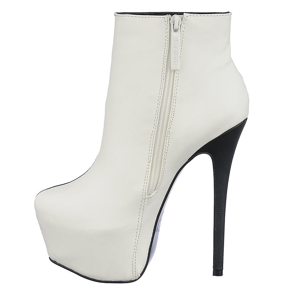 womens black and white boots