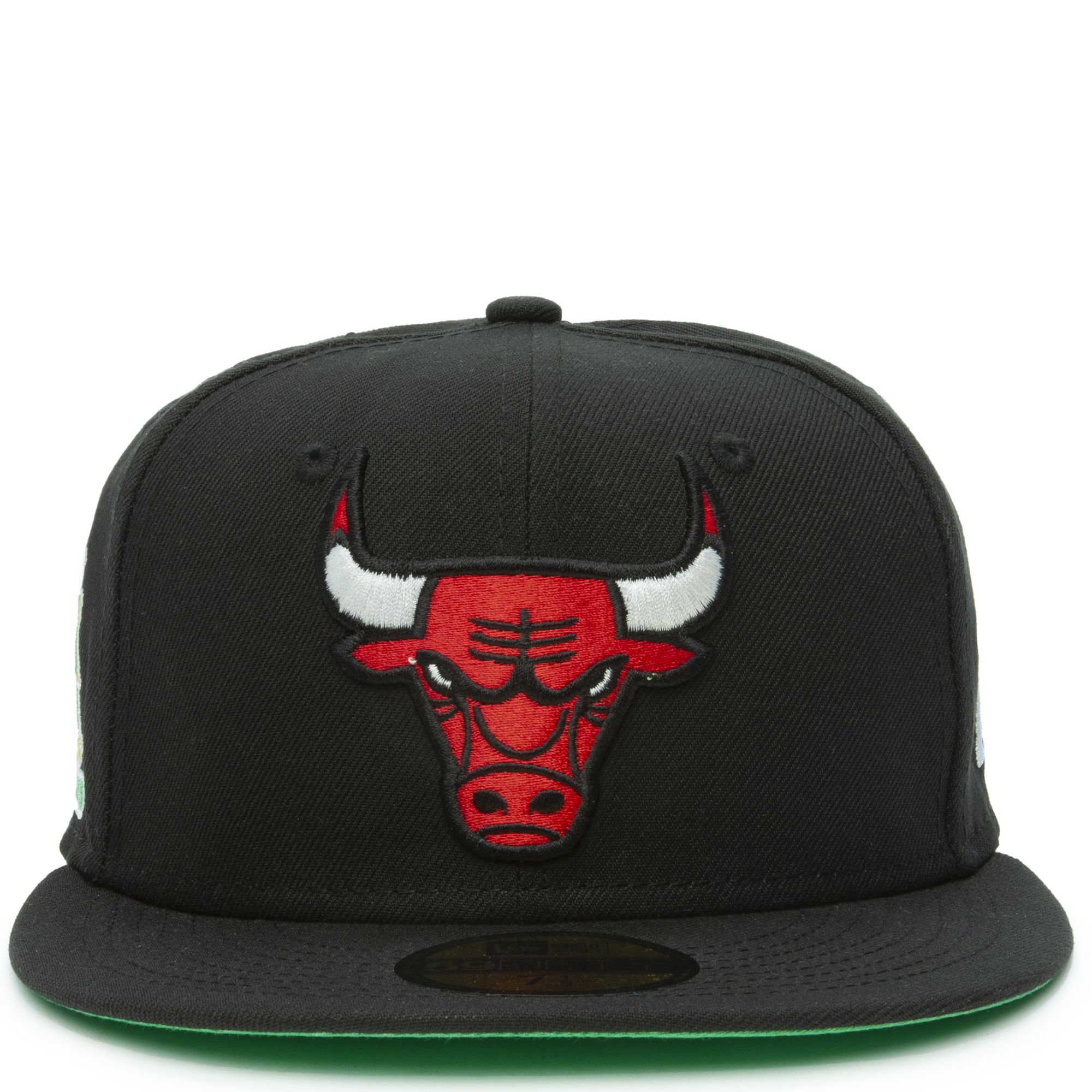 Men's New Era White/Black Chicago Bulls Retro Title 9FIFTY Snapback Hat