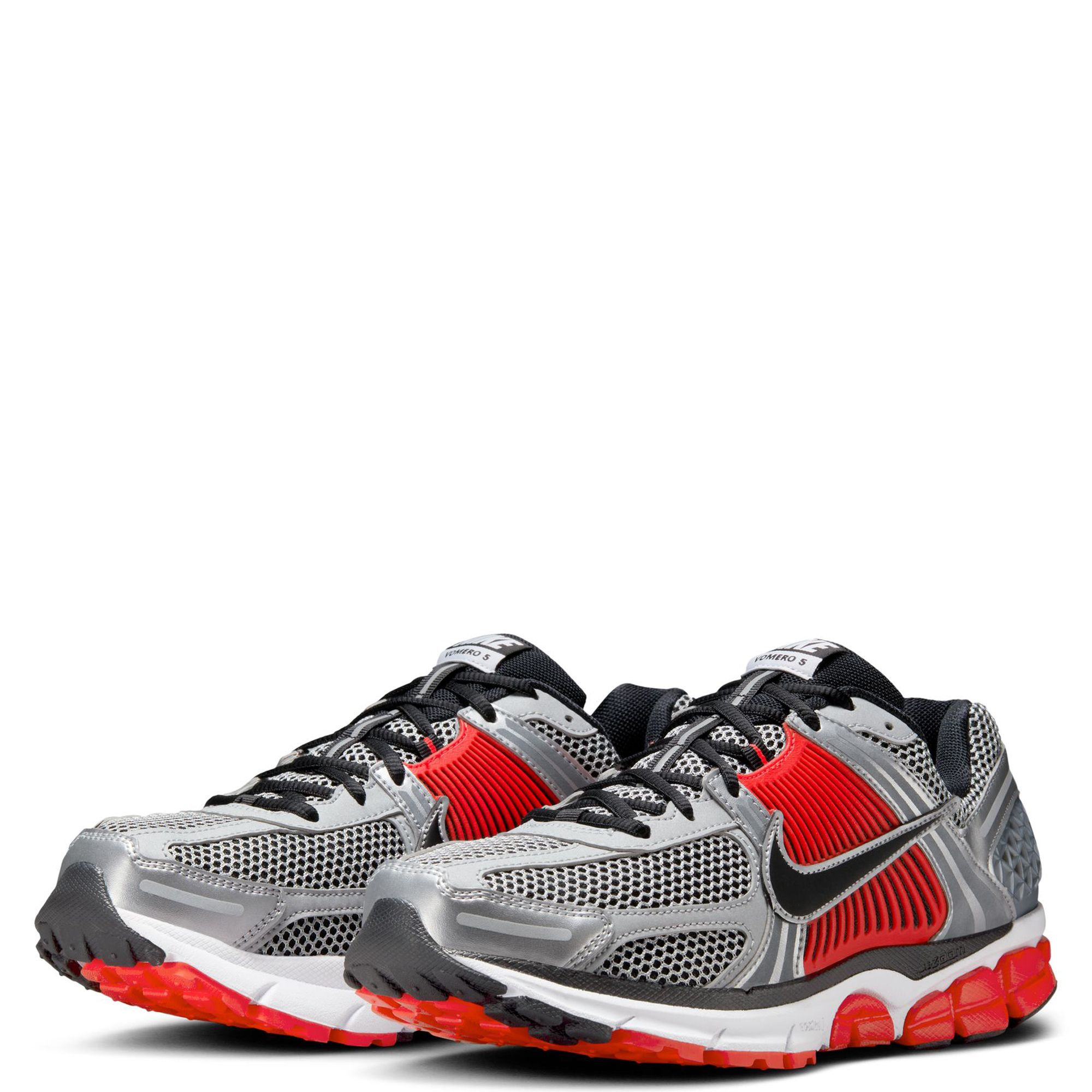 シューズ・サンダルその他 Nike Zoom Vomero 5 Men's Shoes FJ4151-004 Nike Zoom Vomero 5 Metallic Silver Black FJ4151-004 Men New