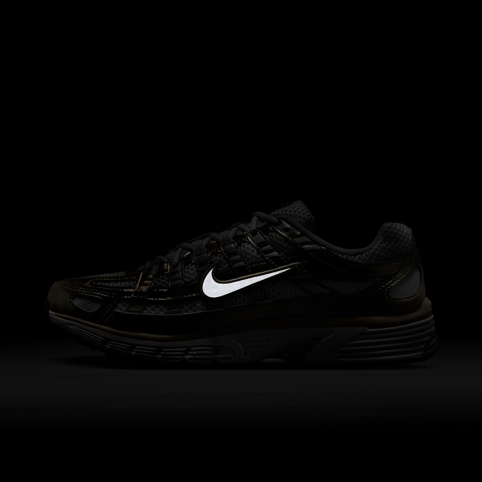 NIKE Women's P-6000 Gold IF1787 100 - Shiekh