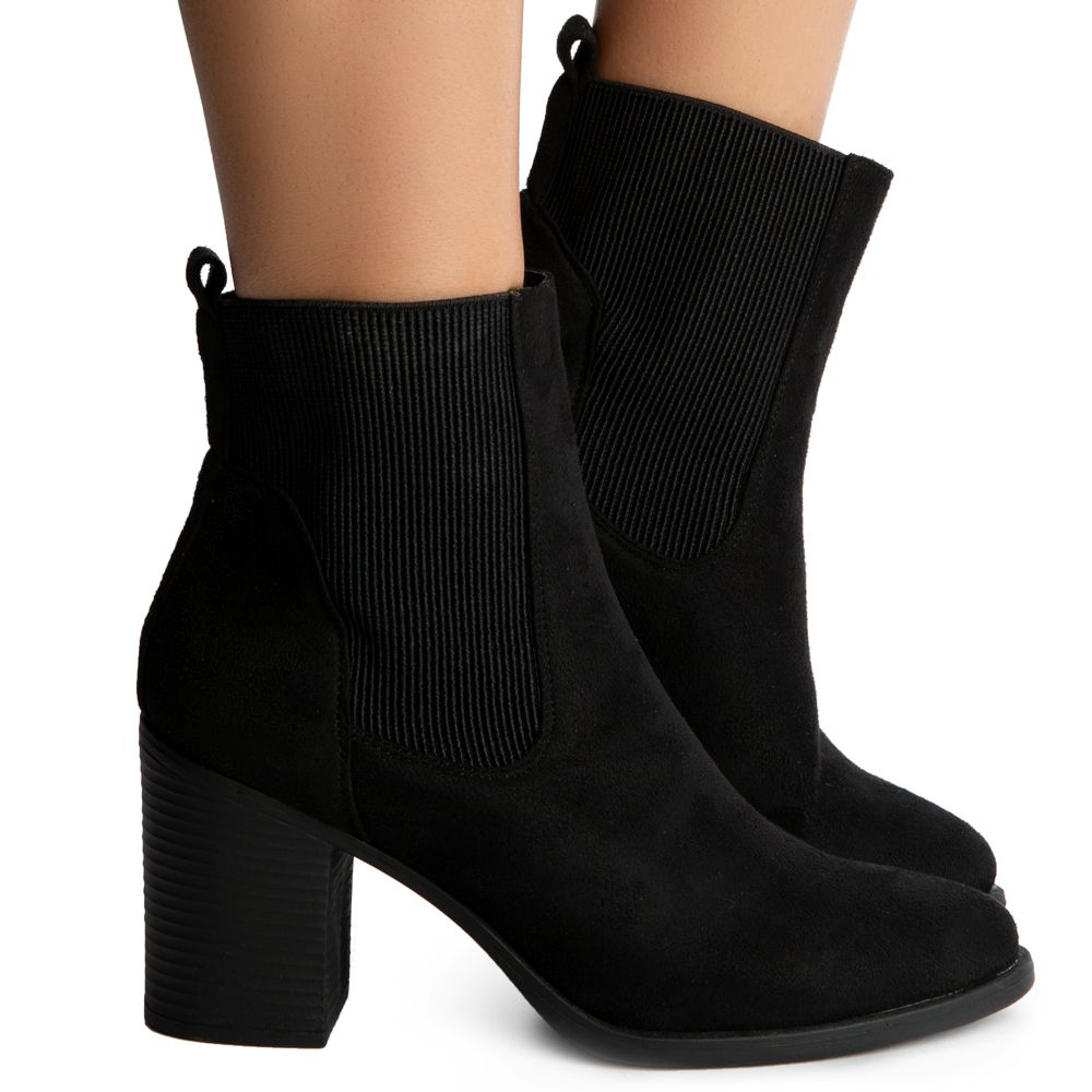 ELEGANT FOOTWEAR Easy-10 Ankle Booties EASY-10-BLACK - Shiekh