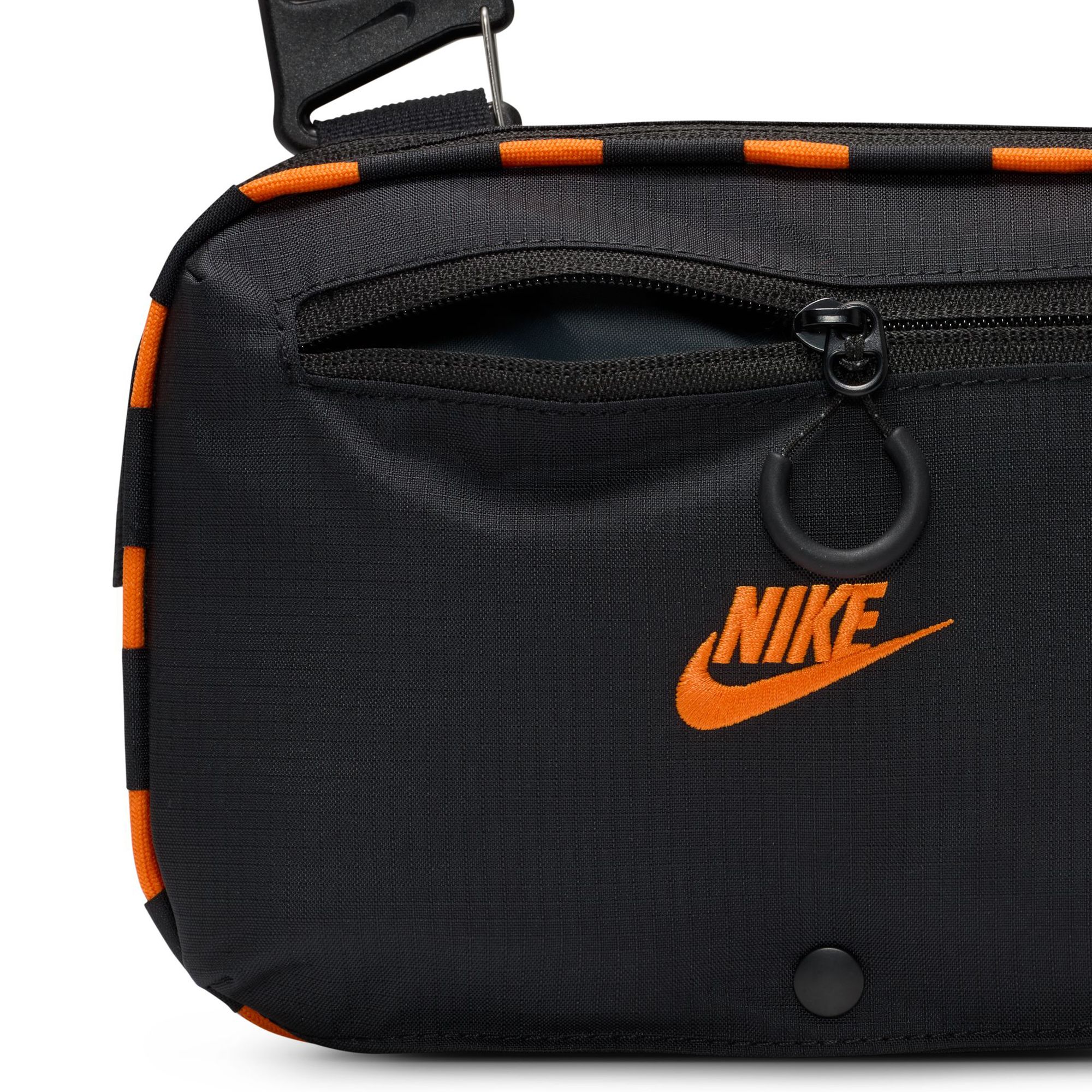 ★NIKE★HAYWARD PATROL クロスボディバッグ★追跡可 NIKE Hayward Patrol Crossbody Bag (4L) HJ8229 010 - Shiekh