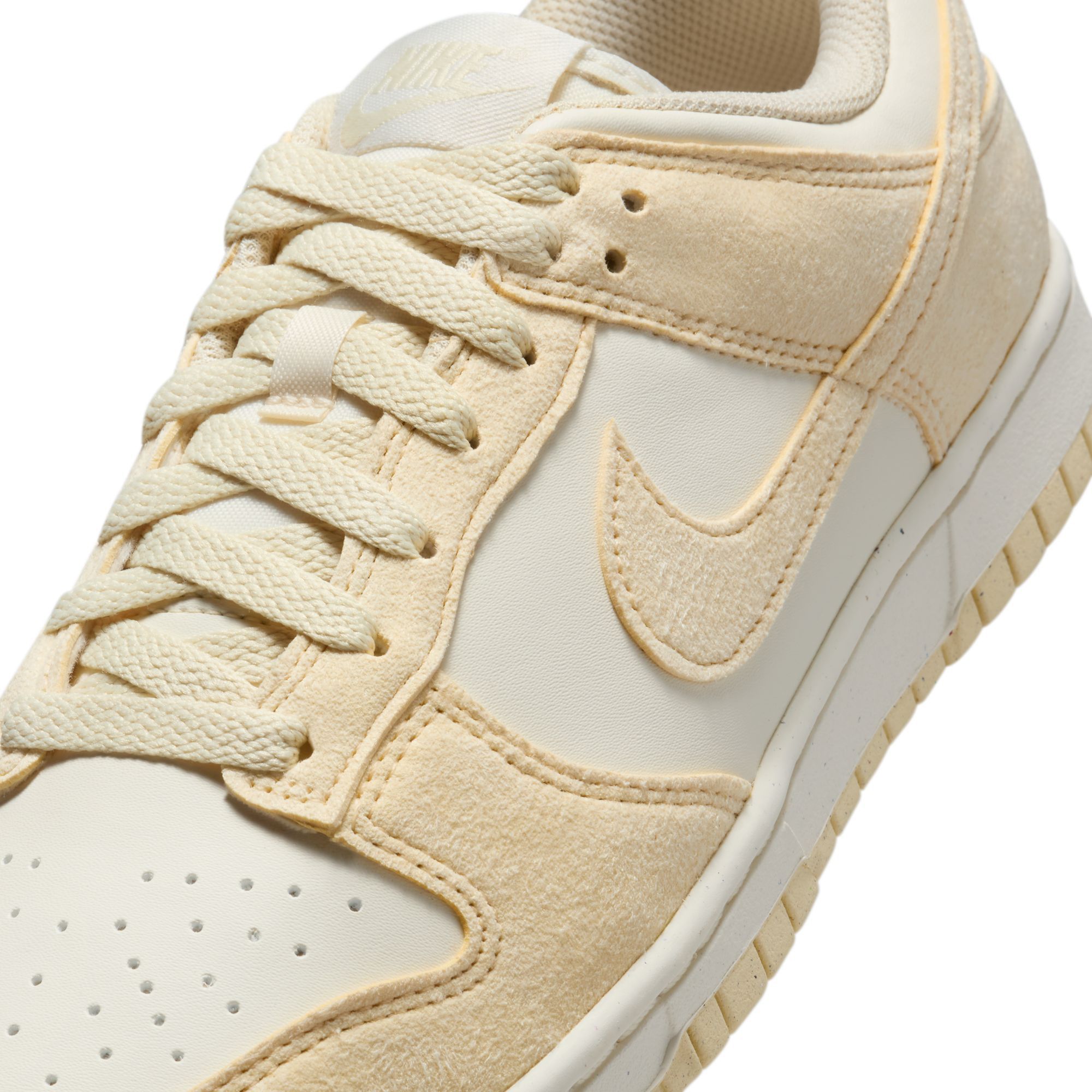 NIKE Dunk Low HJ7673 004 - Shiekh