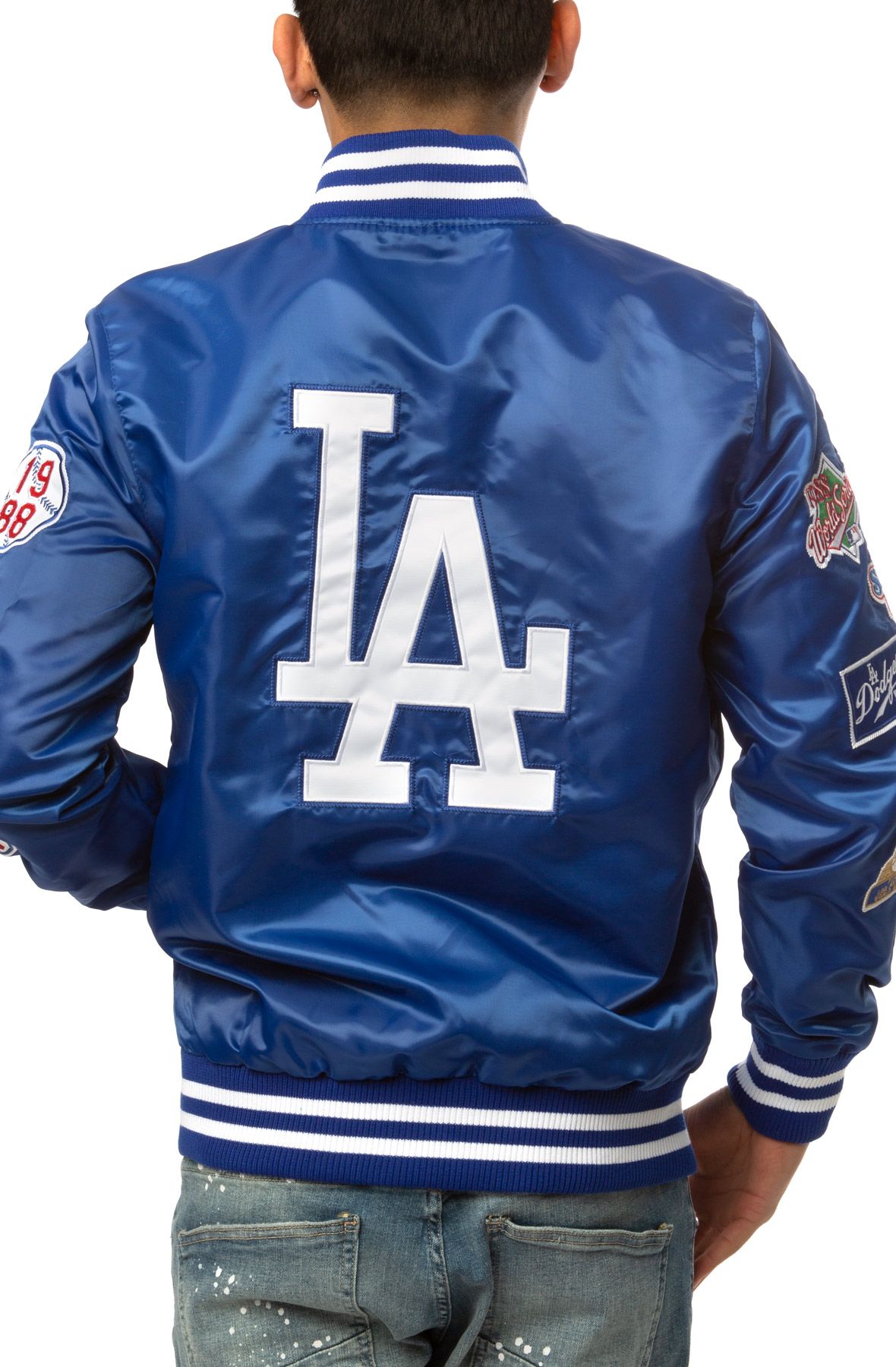 ArvindShops - Limoges  Levi's® Sunrise Trucker Jacket - New Era LA Dodgers  T-shirt avec logo quadrillé Blanc