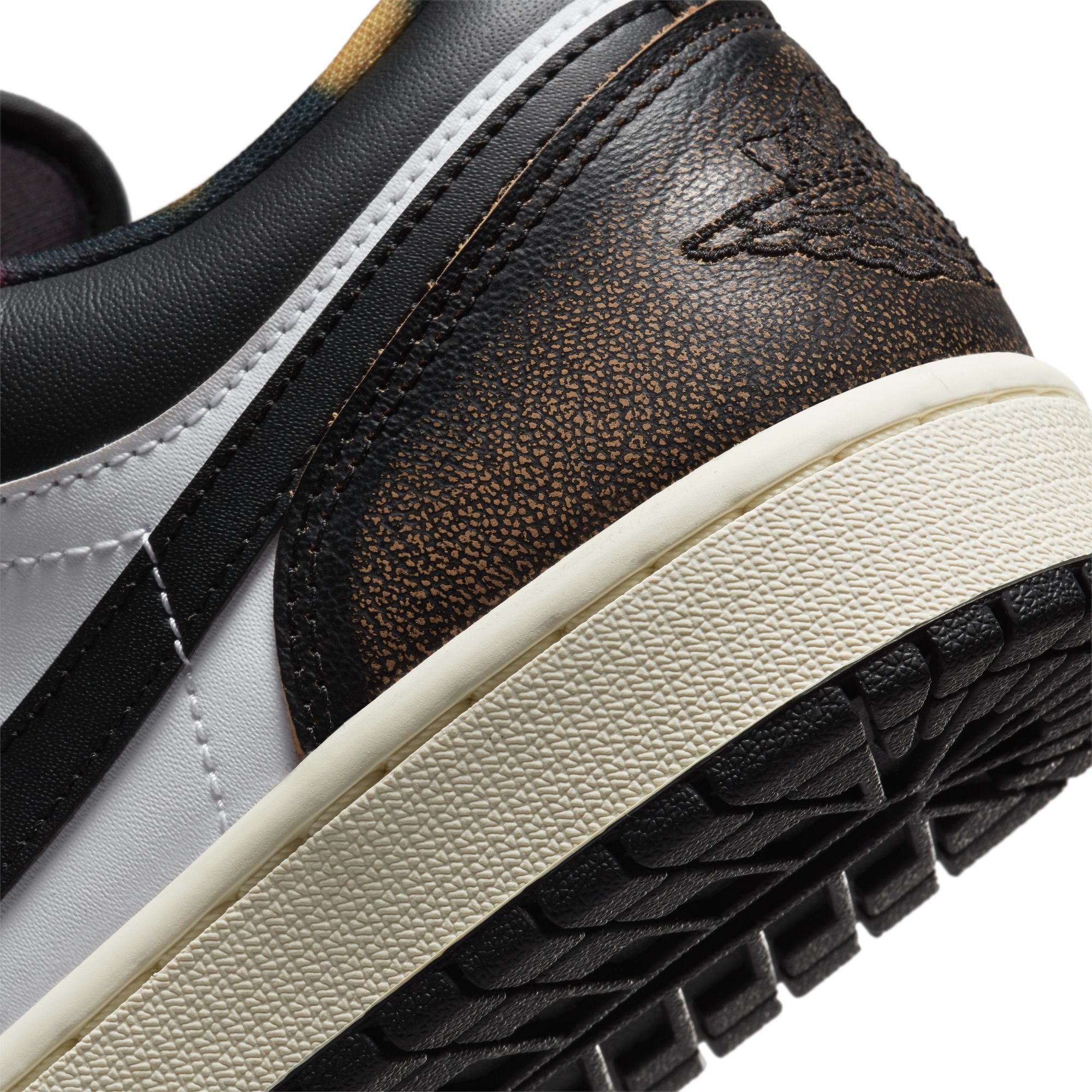 JORDAN Air 1 Low SE DQ8422 001 - Shiekh