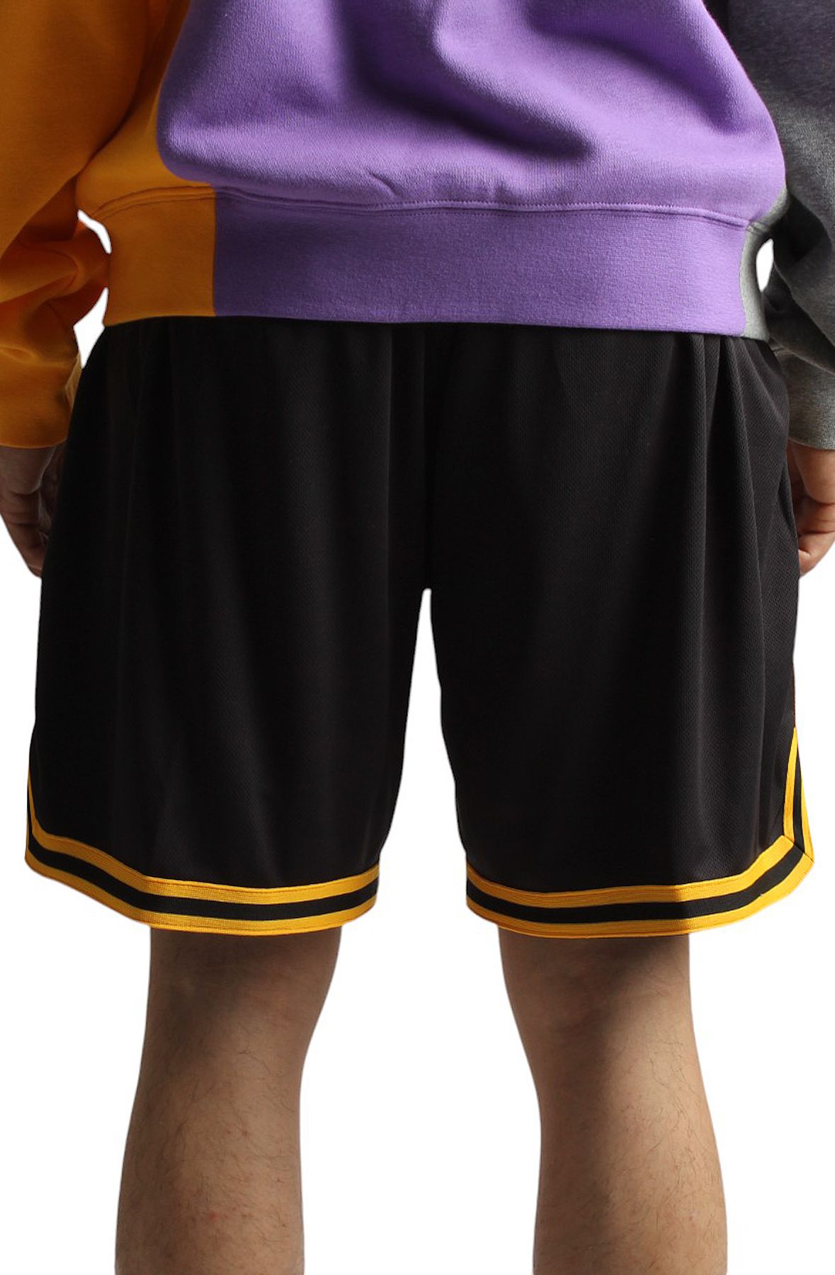 Mitchell &amp; Ness - 新品 mitchell&amp;ness la lakers ショーツ M nba ミッチェル＆ネス ショートパンツ メンズ NBA SWINGMAN SHORTS