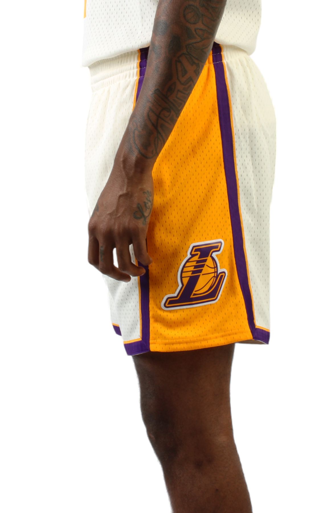  Mitchell & Ness NBA Swingman Shorts Lakers 09 White MD : Sports  & Outdoors