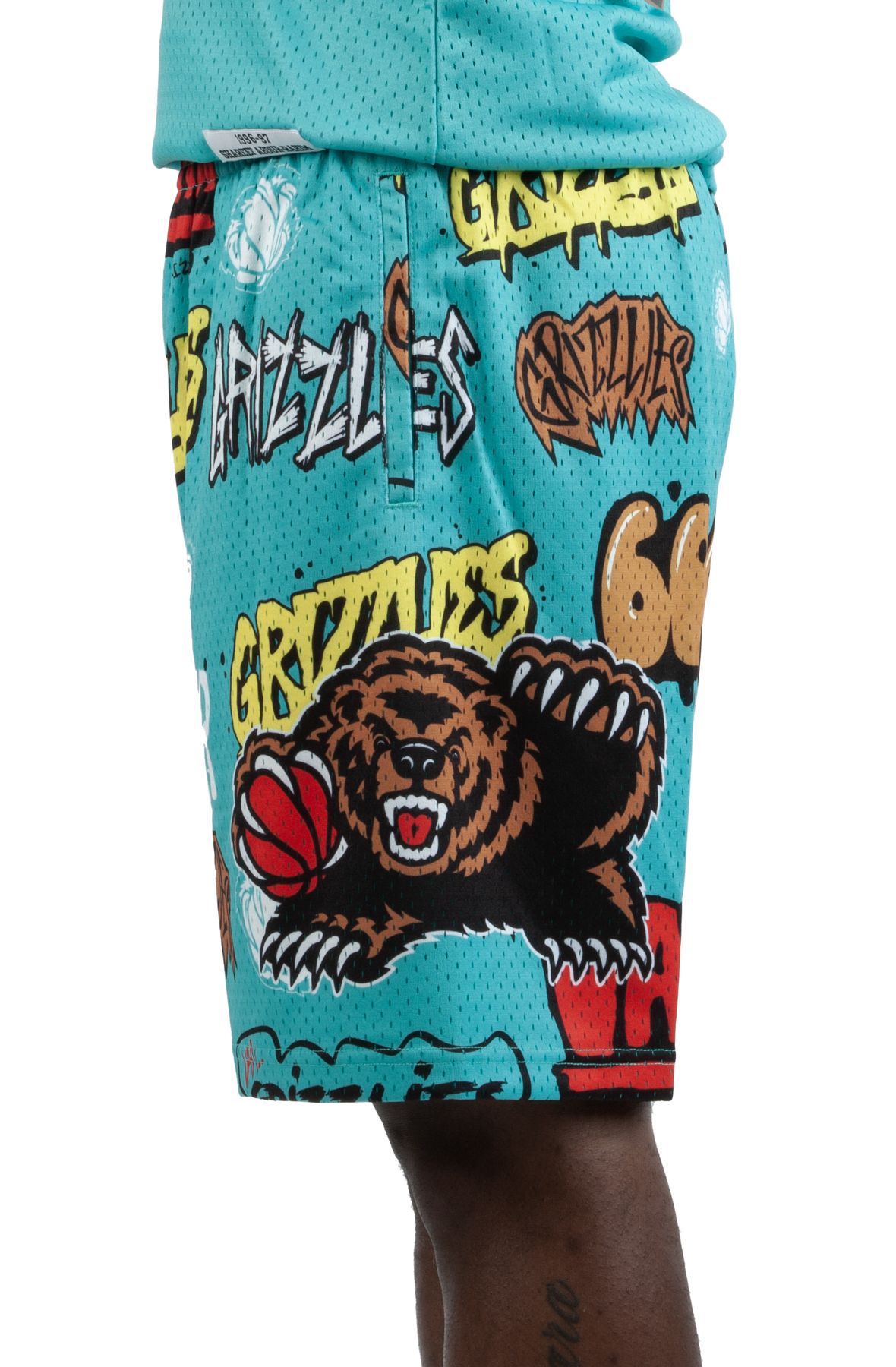 Mitchell & Ness Knicks Big Face Fashion Shorts 5.0 – Shop
