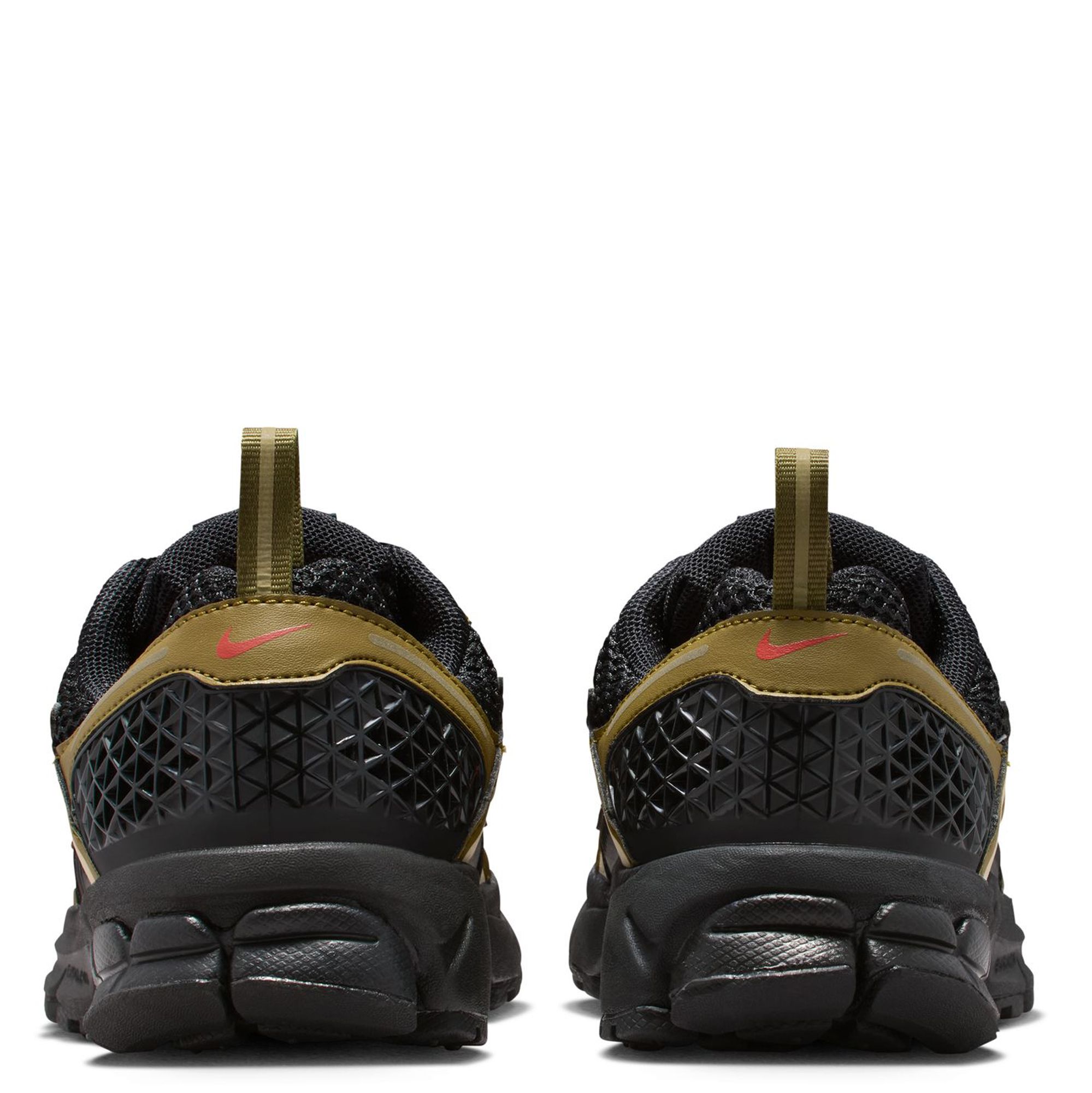 NIKE Grade-School Vomero 5 HF6998 013 - Shiekh