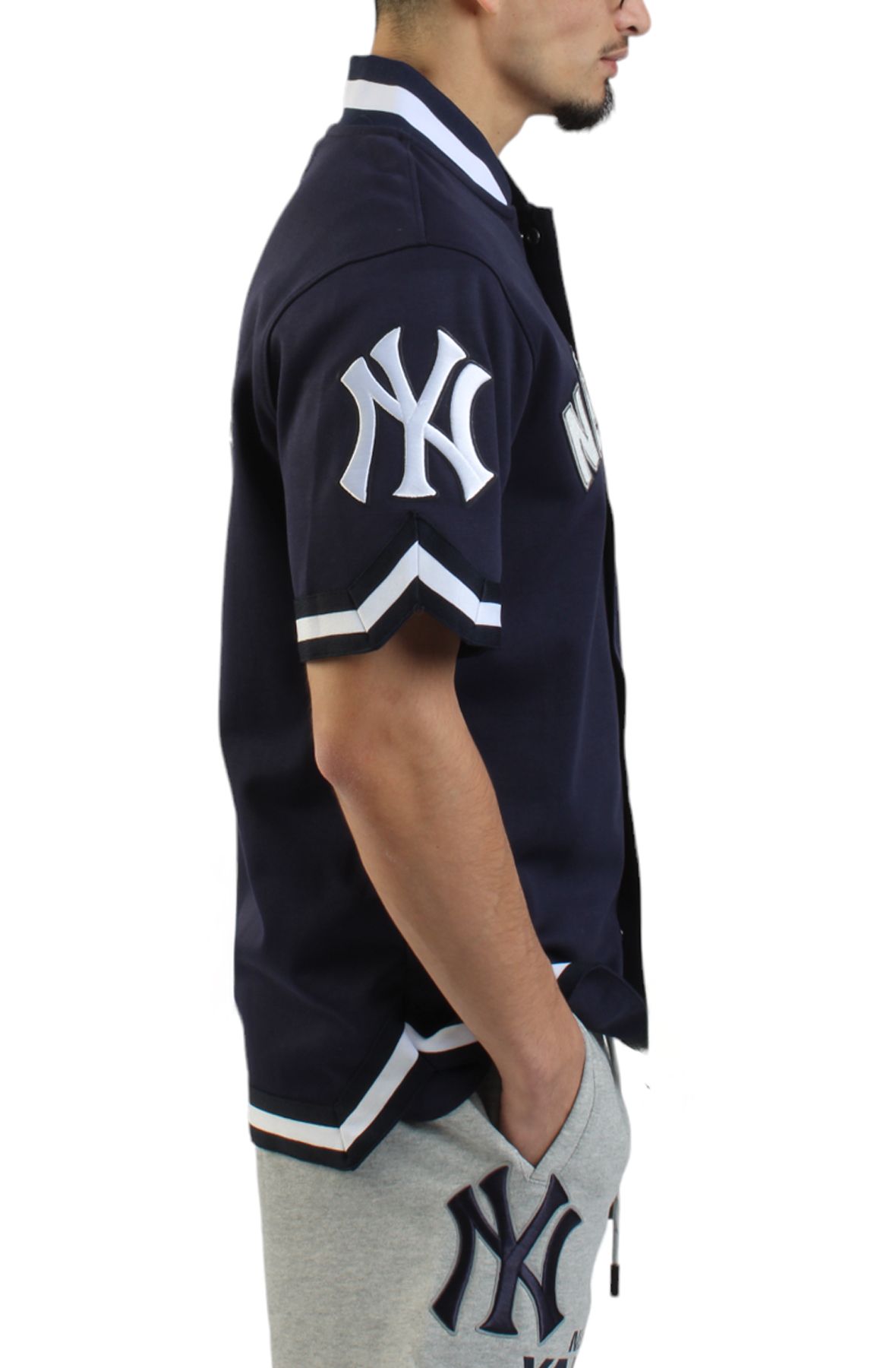 Yankees warm up store shirt