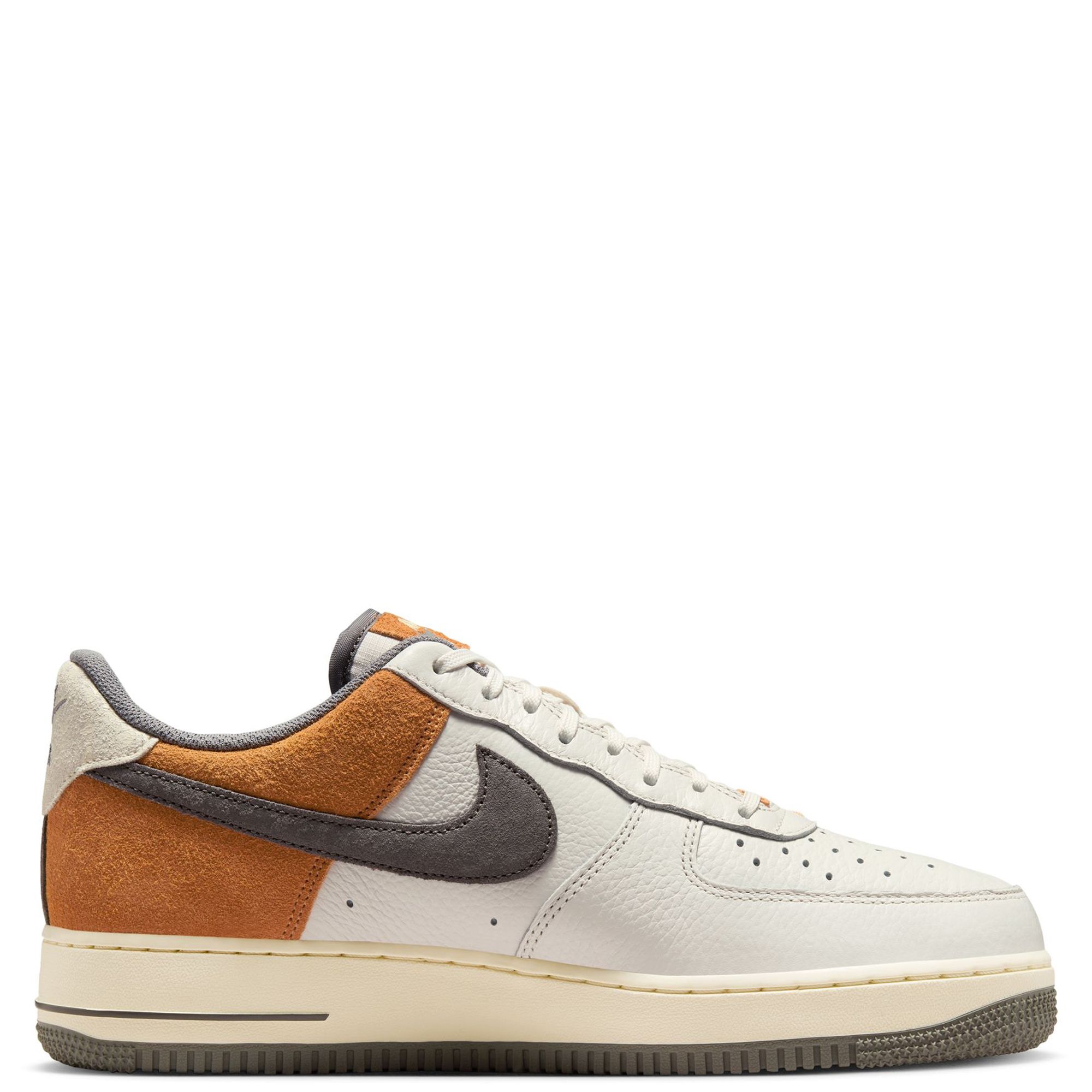 Nike★AIR FORCE 1 '07 LV8 LIGHT BRITISH TAN★送料・関税込★ Nike Air Force 1 Low '07 Light British Tan Men's - HQ3447