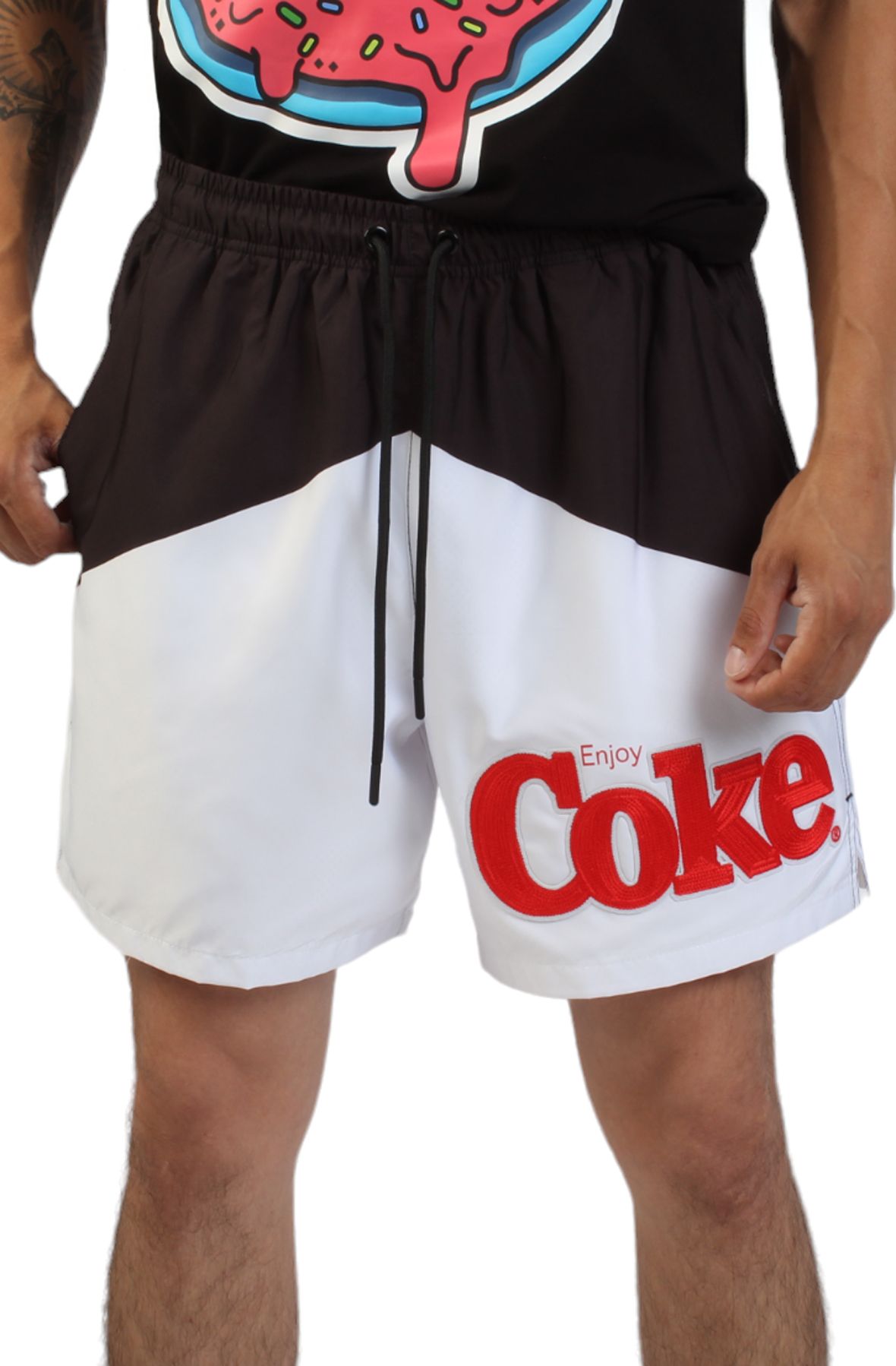 MAXIMA Coke Short O730068-BW - Shiekh
