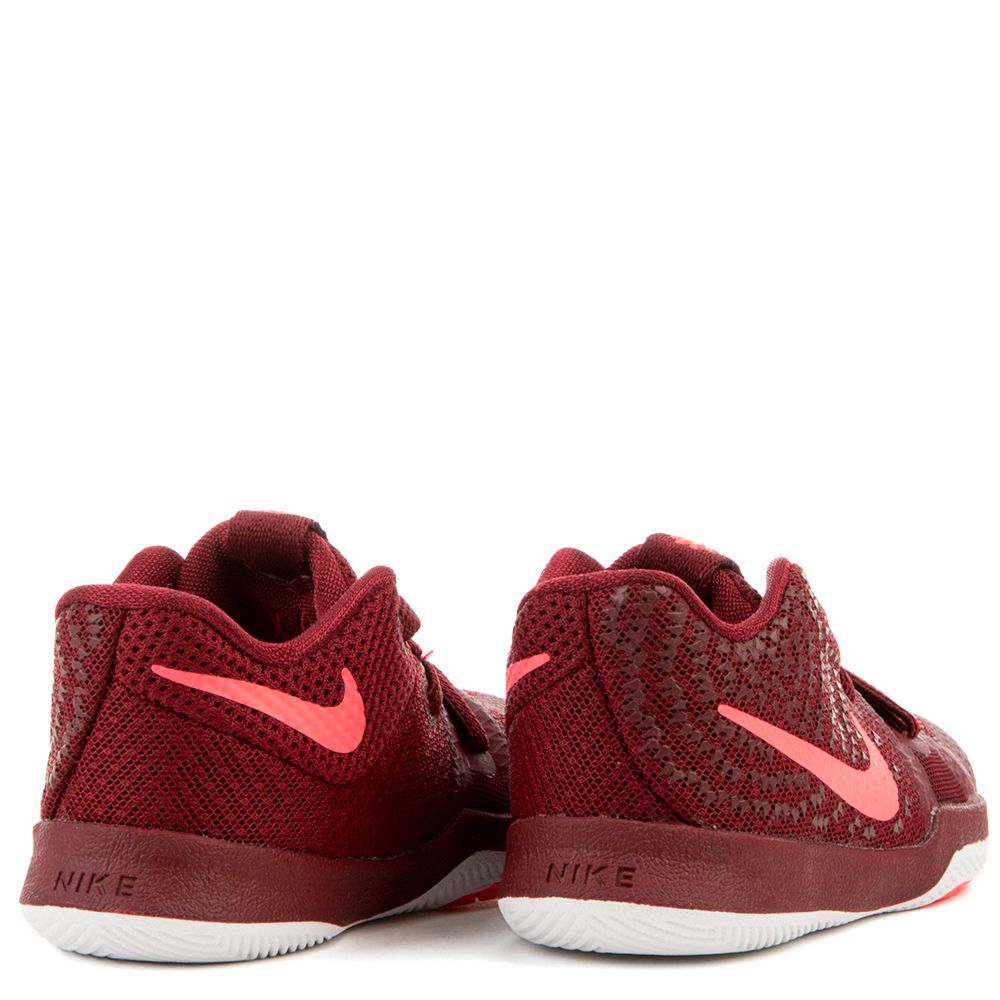 Kyrie 3 shops maroon